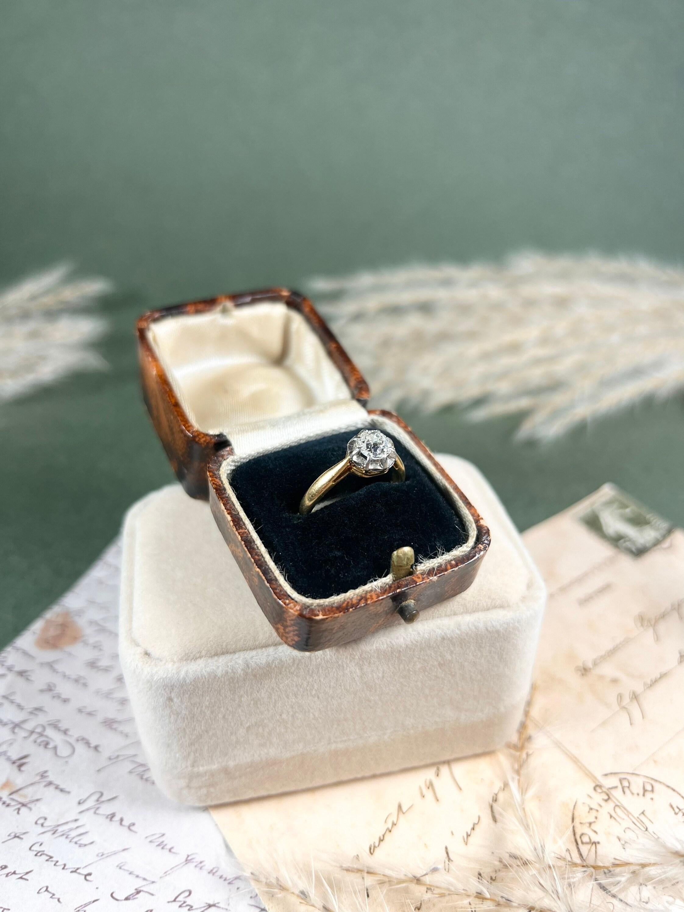 Antique 18ct Gold French Single Stone Diamond Engagement Ring For Sale 4