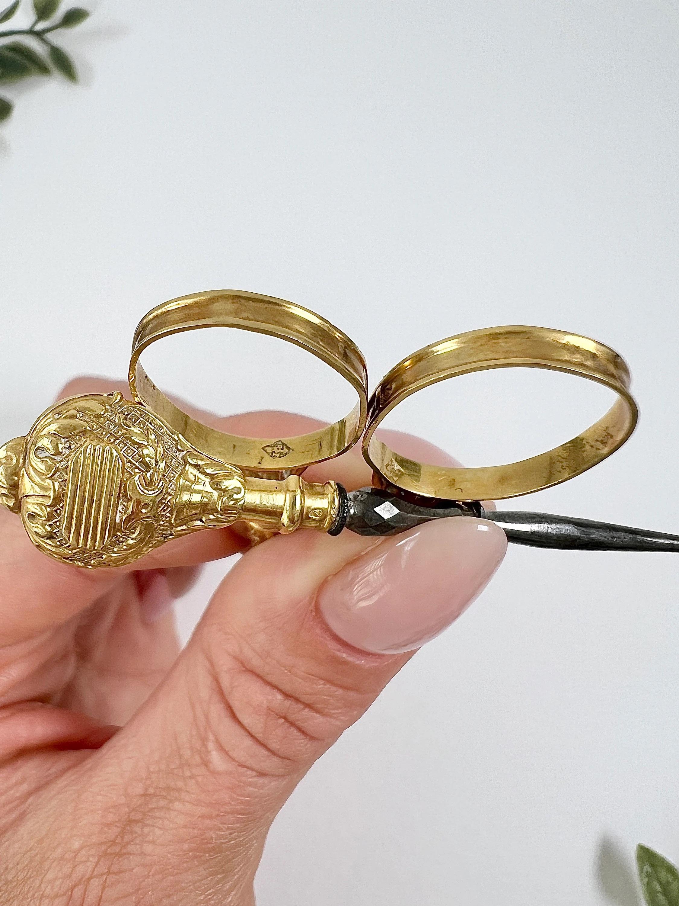 Antique 18ct Gold French Stamped Etui Sewing Set Tijeras & Stiletto en venta 5