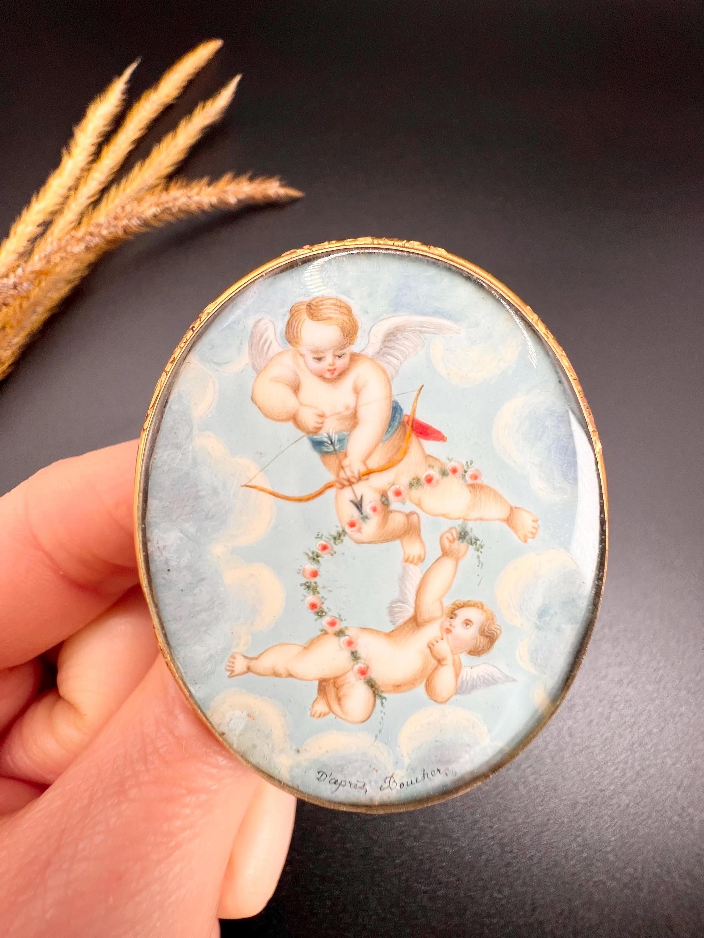 Antique 18ct Gold French, Victorian Cherub Miniature Brooch Mother of Pearl Back For Sale 1