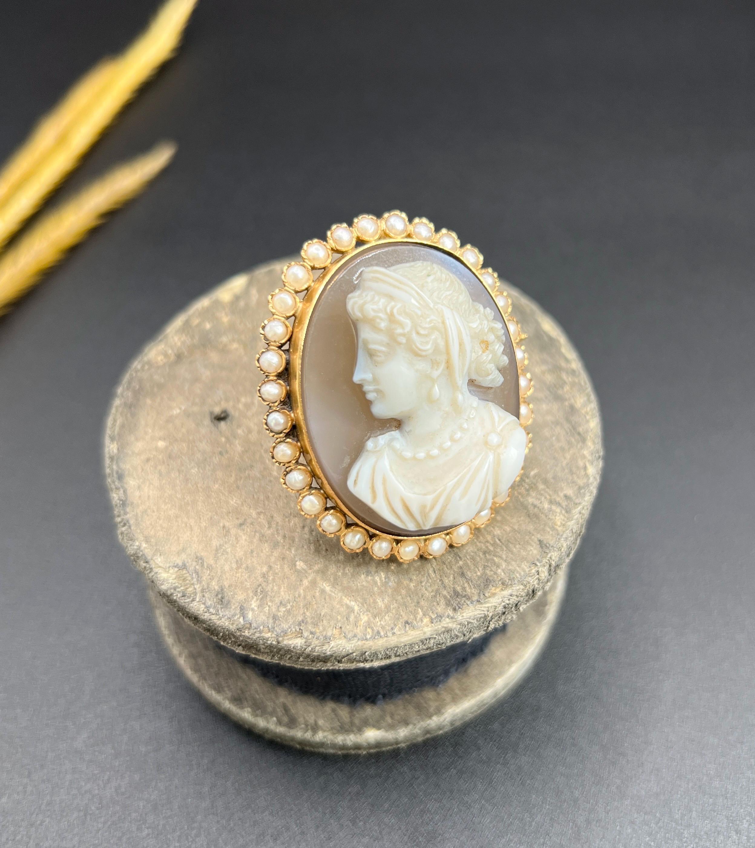 Antique 18ct Gold French, Victorian Hardstone Lady Cameo Portrait Brooch For Sale 4