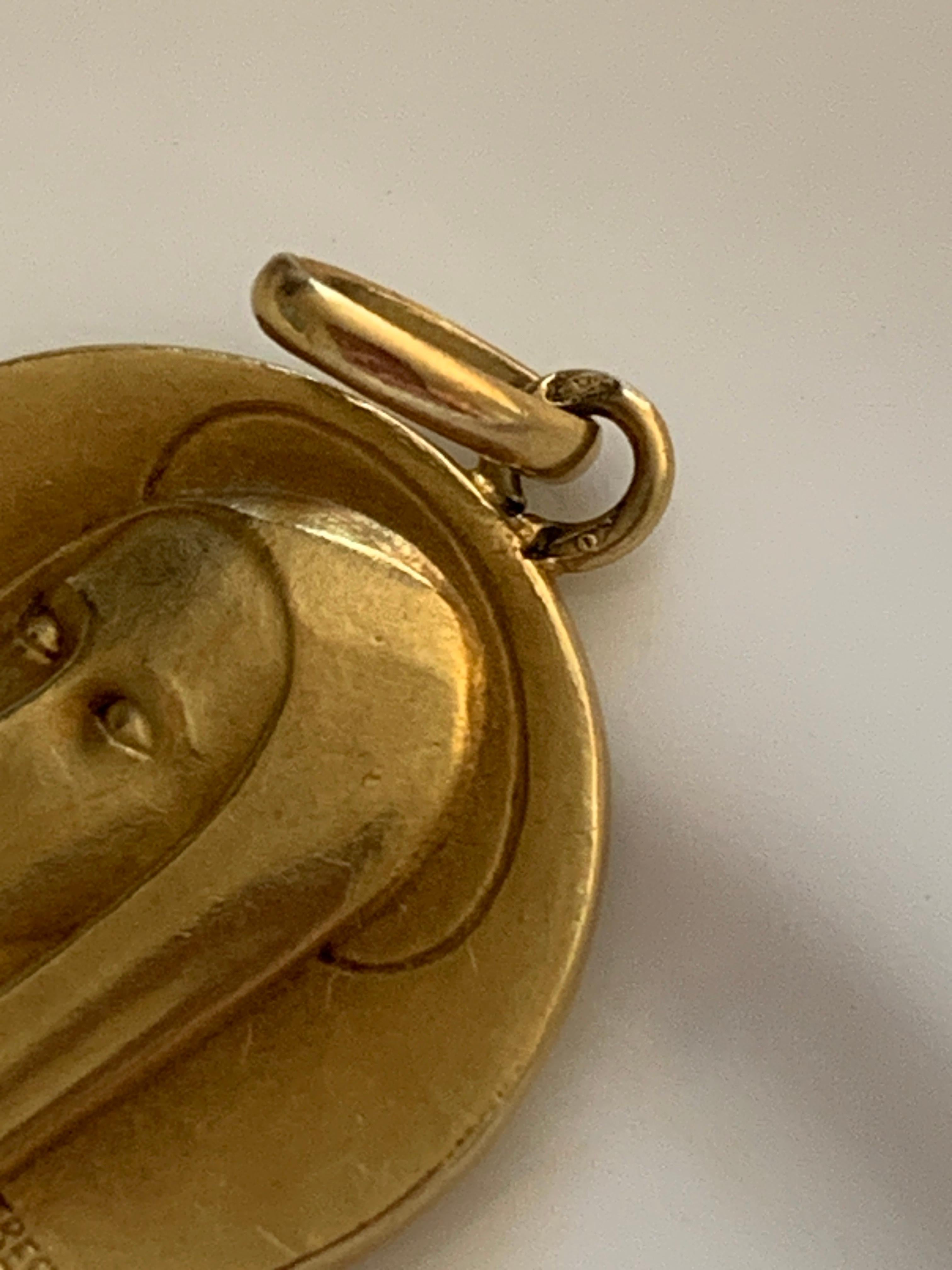 Antique Vierge Française en or 18ct datée 1838-11910 signée TRECY en vente 5