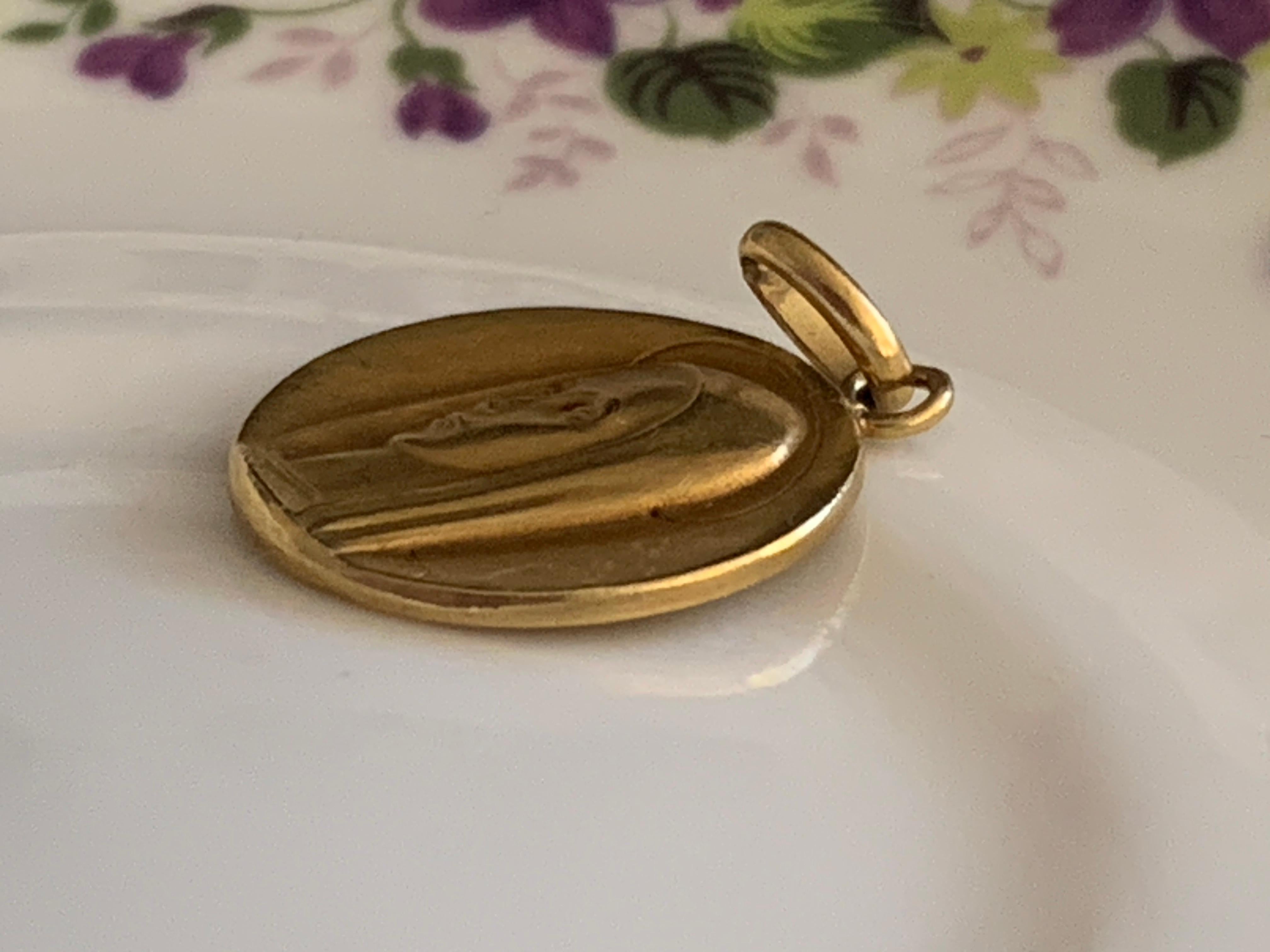 Antique Vierge Française en or 18ct datée 1838-11910 signée TRECY en vente 10