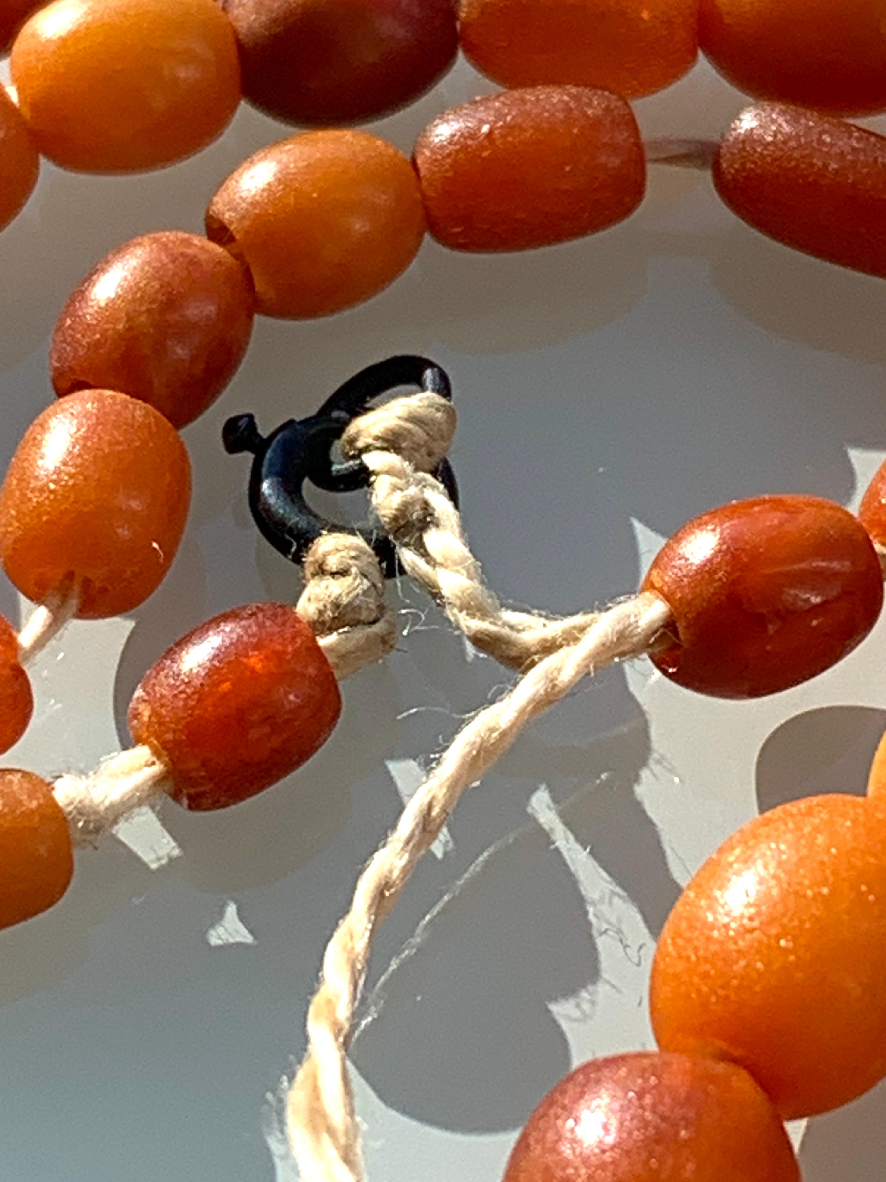 Antiguo Colgante Virgen María francesa de oro de 18 ct firmado en venta 11