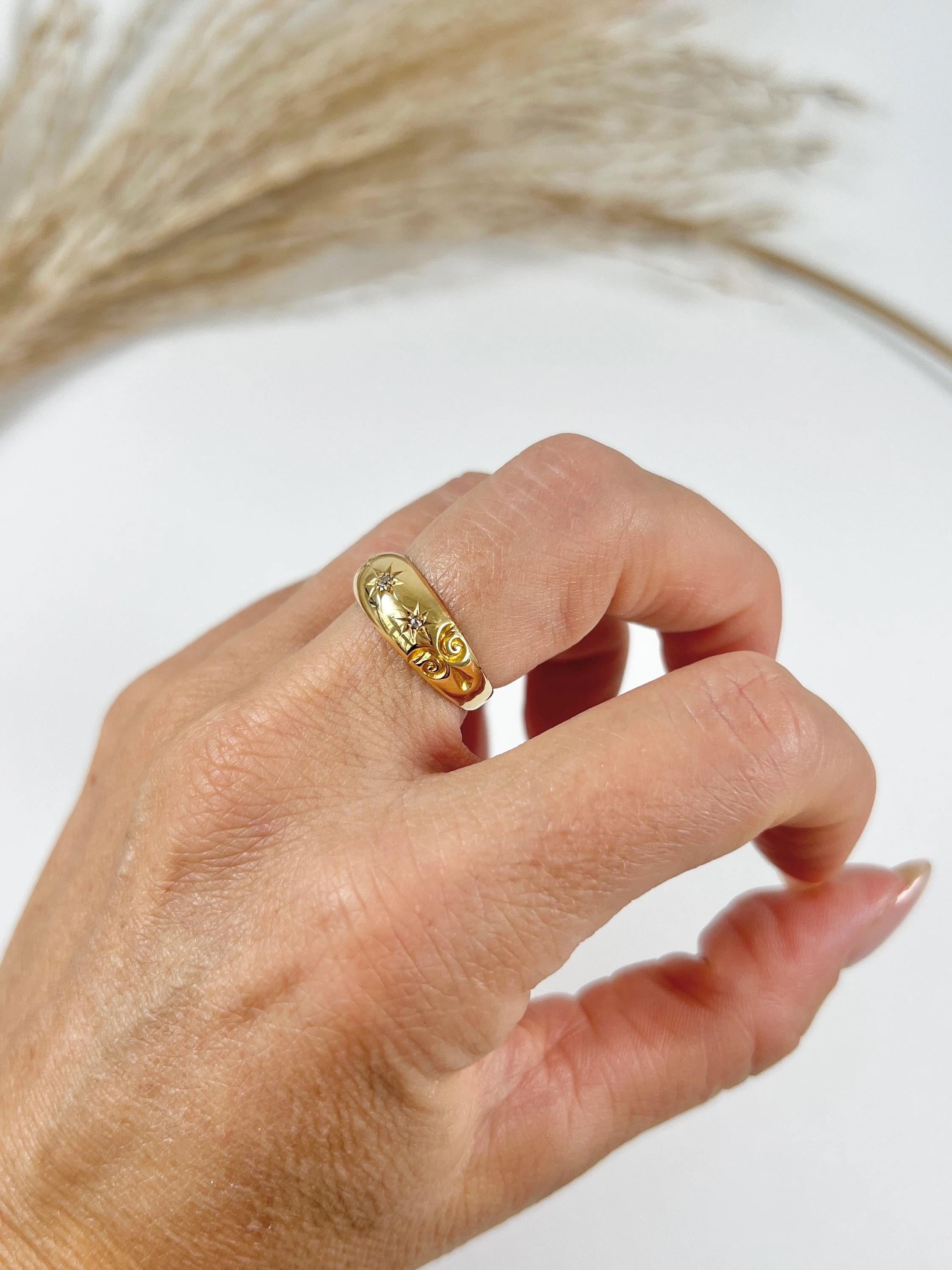 Antiguo anillo eduardiano de oro de 18 ct con sello de calidad y 3 diamantes Eduardiano