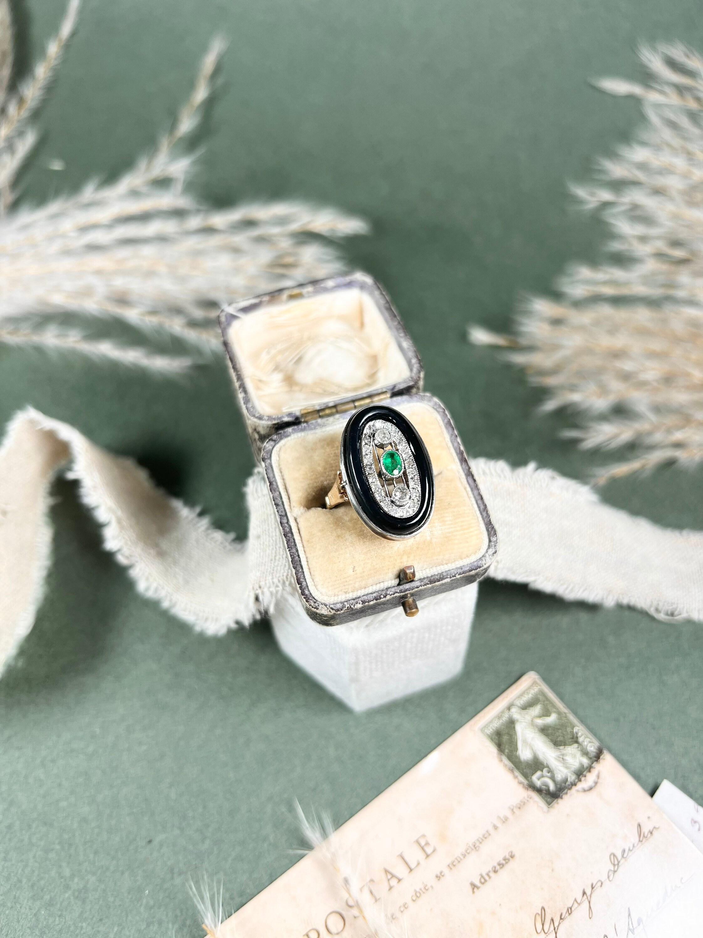 Antique 18ct Gold Onyx Emerald & Diamond Statement Ring For Sale 7