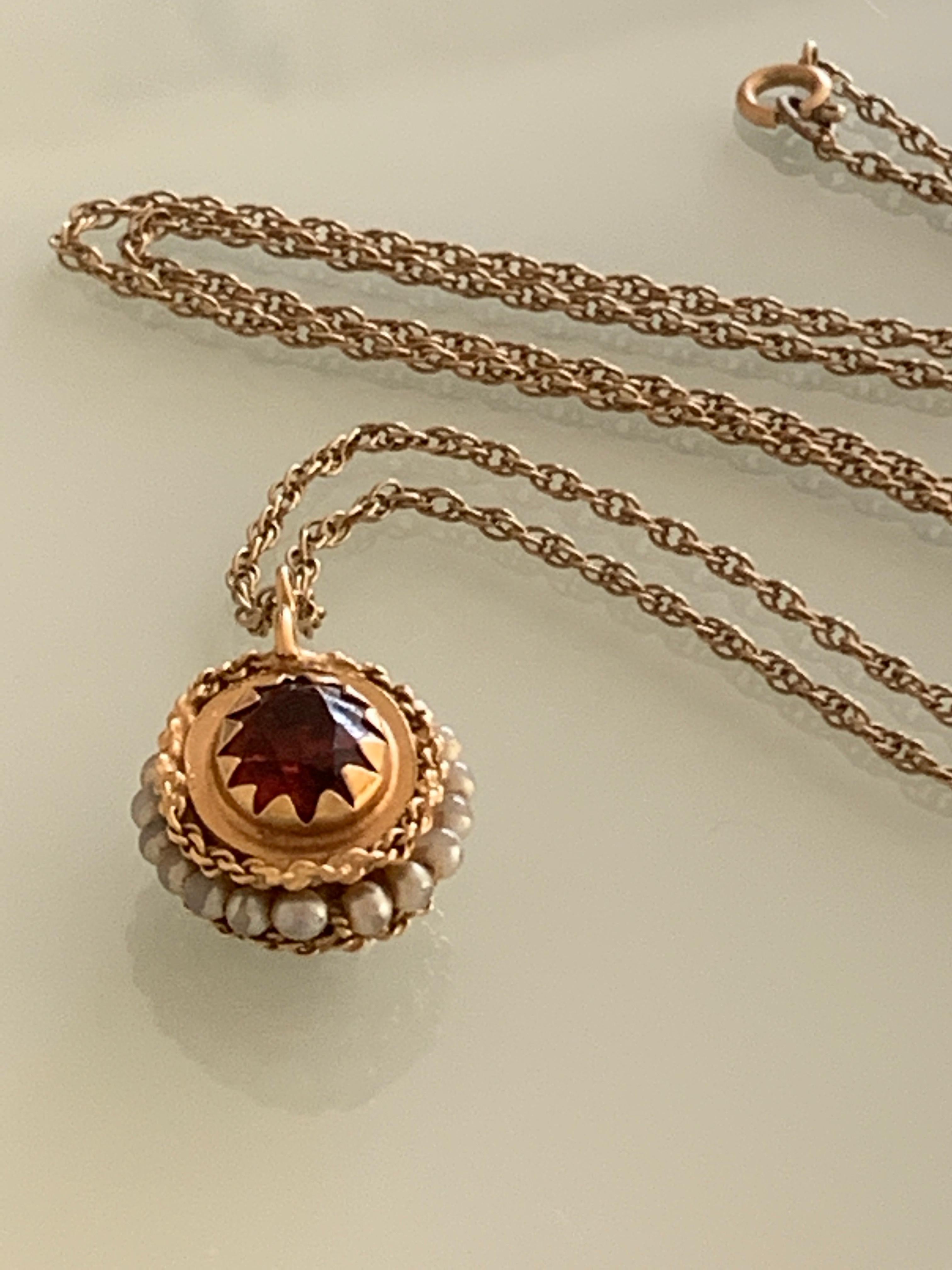 Women's or Men's Antique 18ct Gold Pendant & 9ct Gold Chain