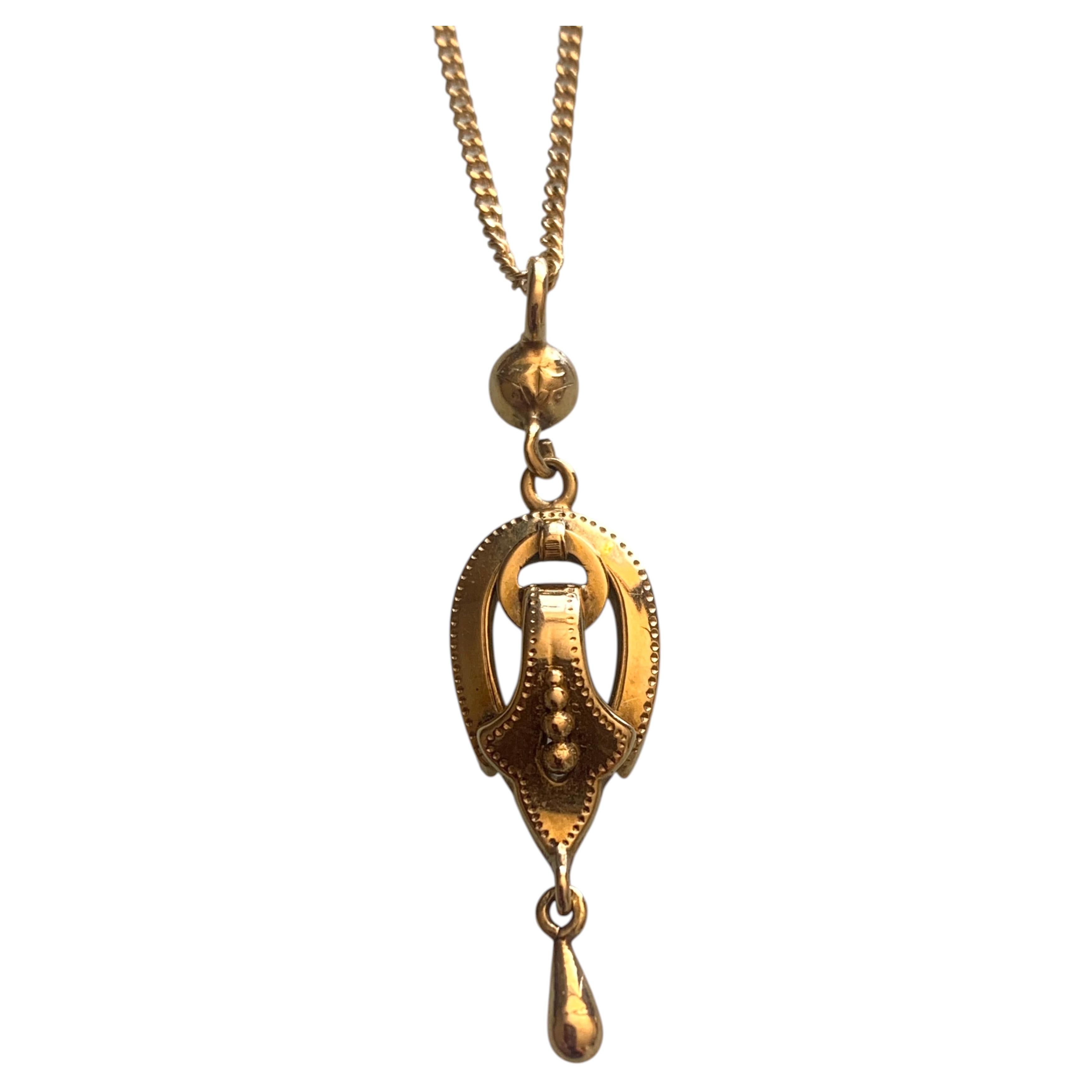 Antique 18ct Gold Pendant & 9ct Gold 22" Chain