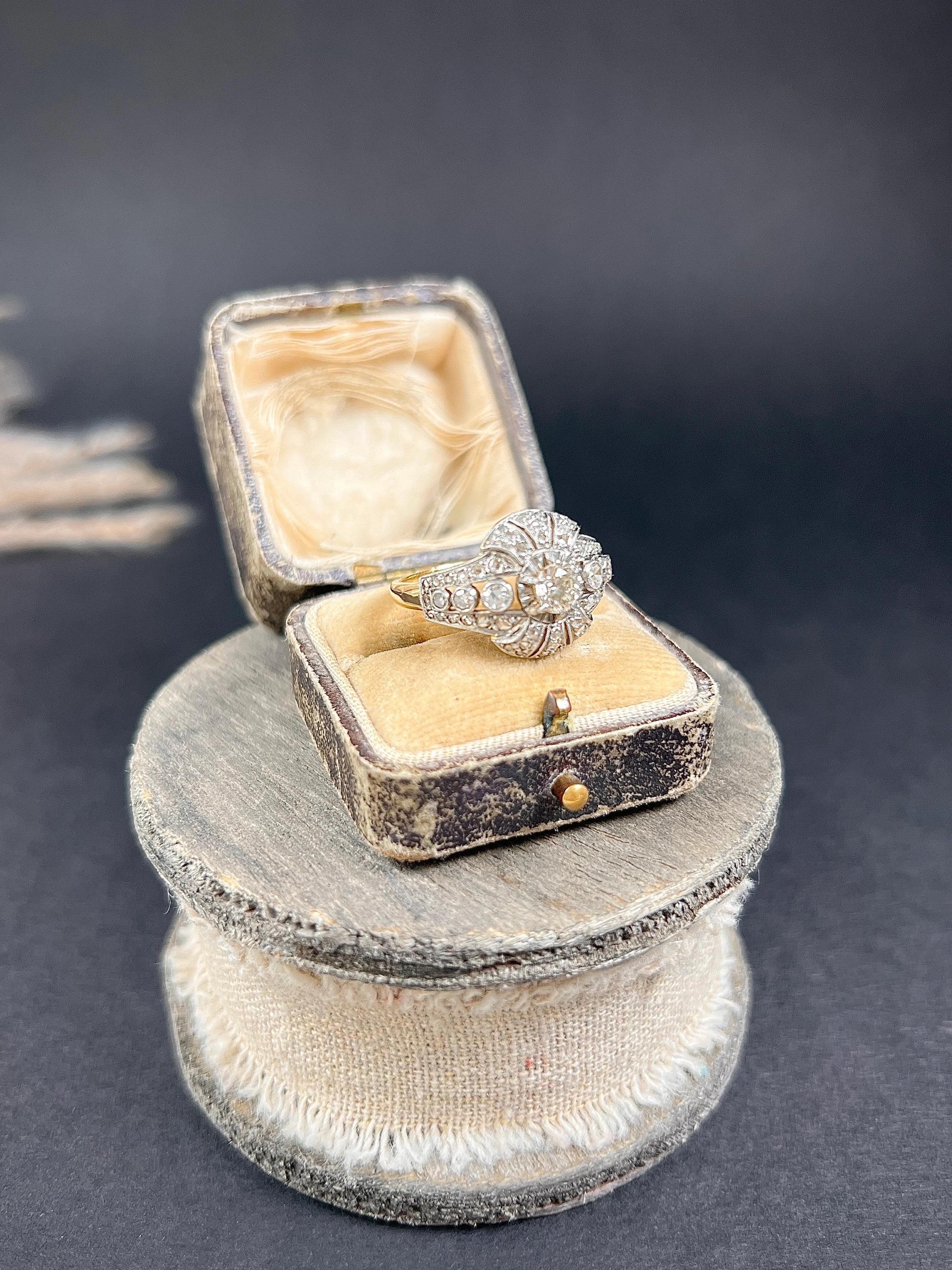 Brilliant Cut Antique 18ct Gold & Platinum, 1920s Art Deco Diamond Bombe Ring For Sale