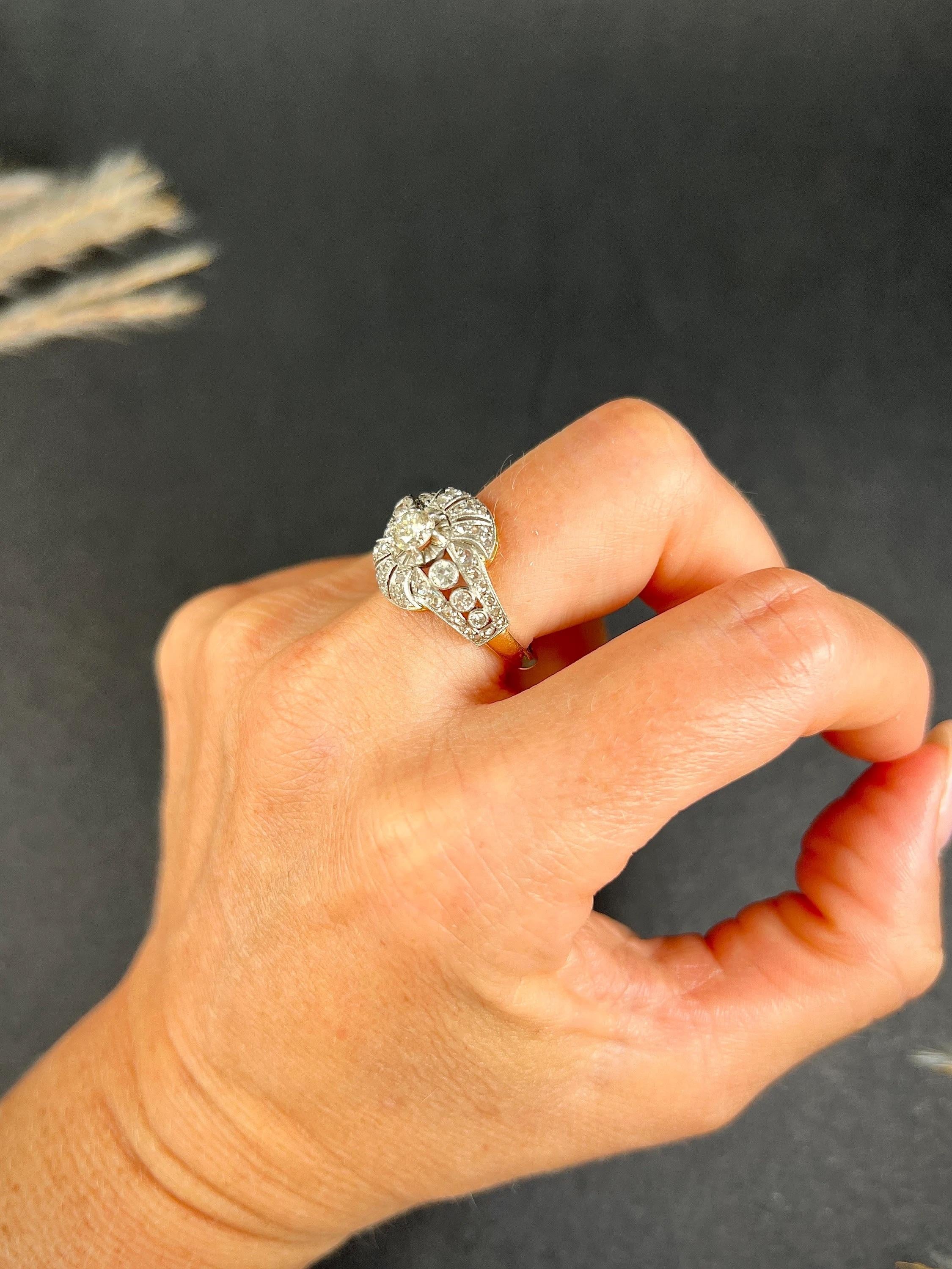 Antique 18ct Gold & Platinum, 1920s Art Deco Diamond Bombe Ring For Sale 1
