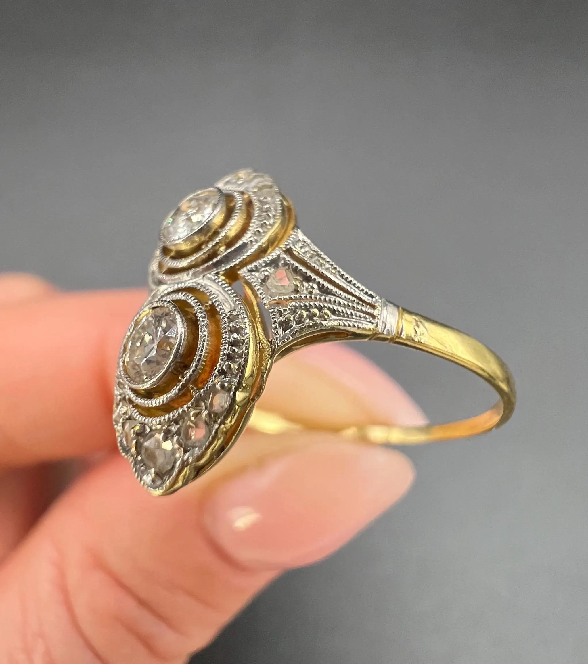 Art déco Bague ancienne en or 18ct et platine, art déco des années 1920, à double diamant et cible en vente