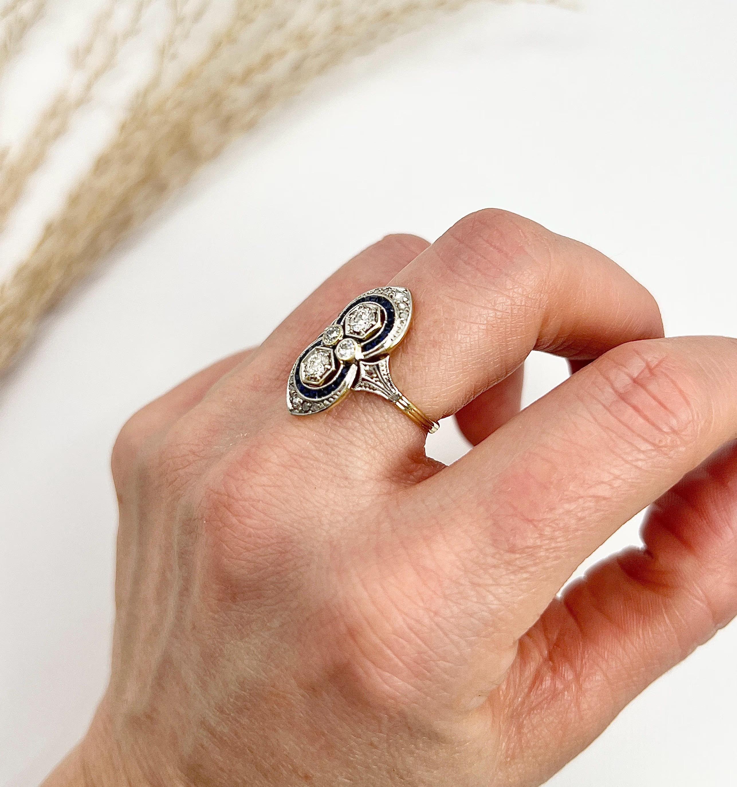Antique 18ct Gold & Platinum, 1920s Authentic Art Deco Sapphire and Diamond Ring For Sale 3