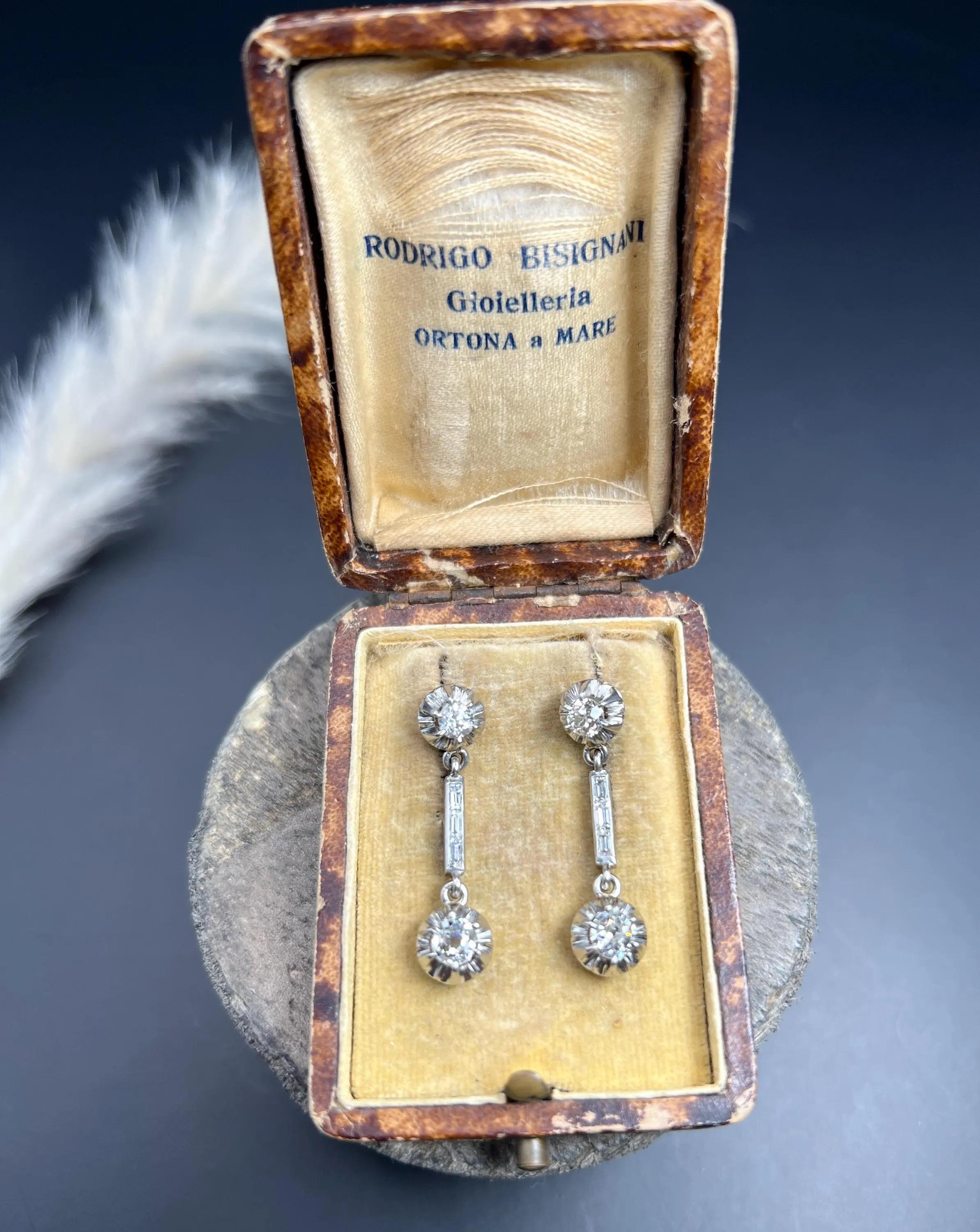 Antique 18ct Gold & Platinum, 1920s Diamond Dormeuse Setting Drop Dangle Earring For Sale 3