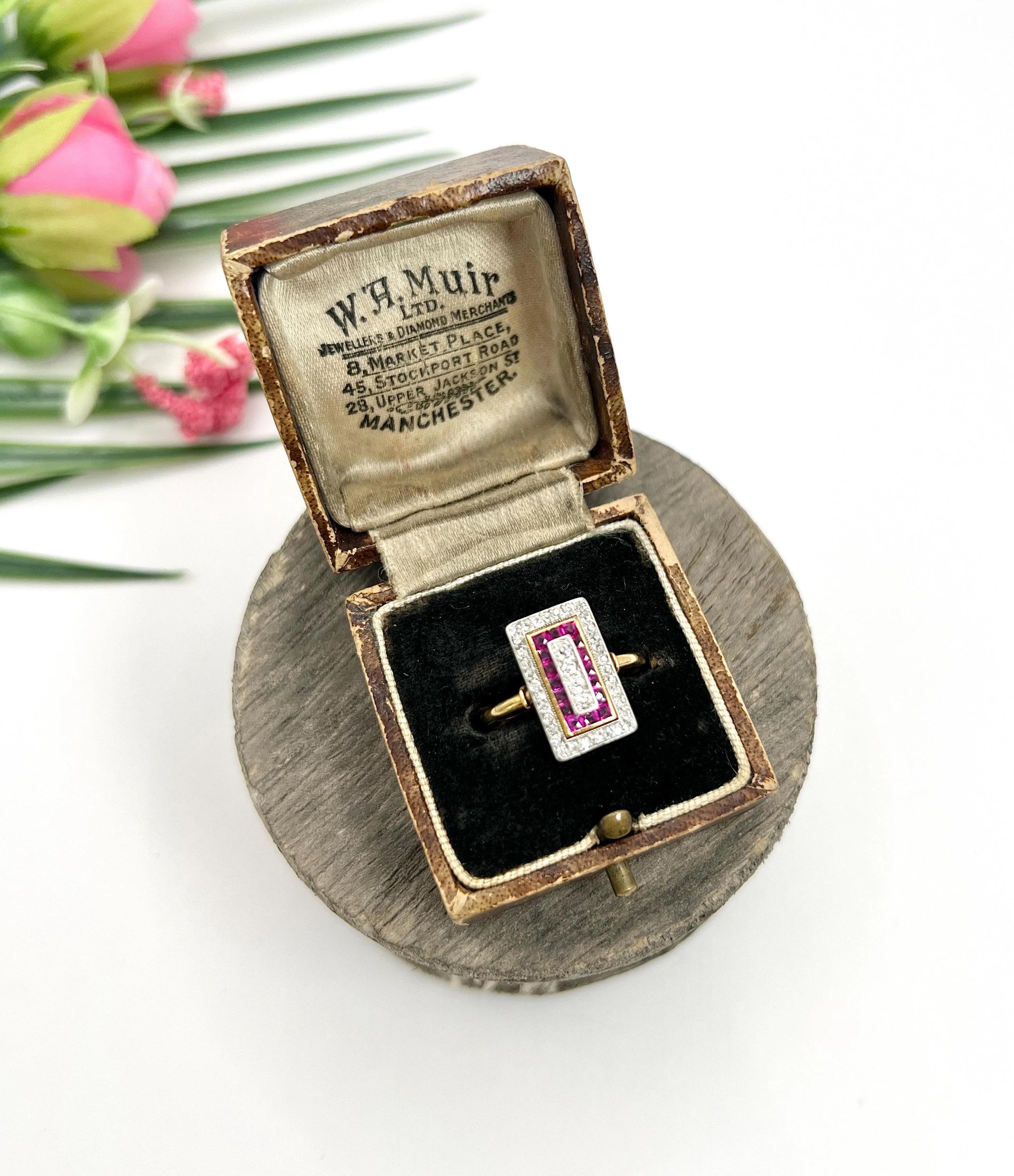 Antiker 18-karätiger Gold- und Platinring aus den 1920er Jahren, Original Art Deco Rubin- und Diamantring (Gemischter Schliff) im Angebot