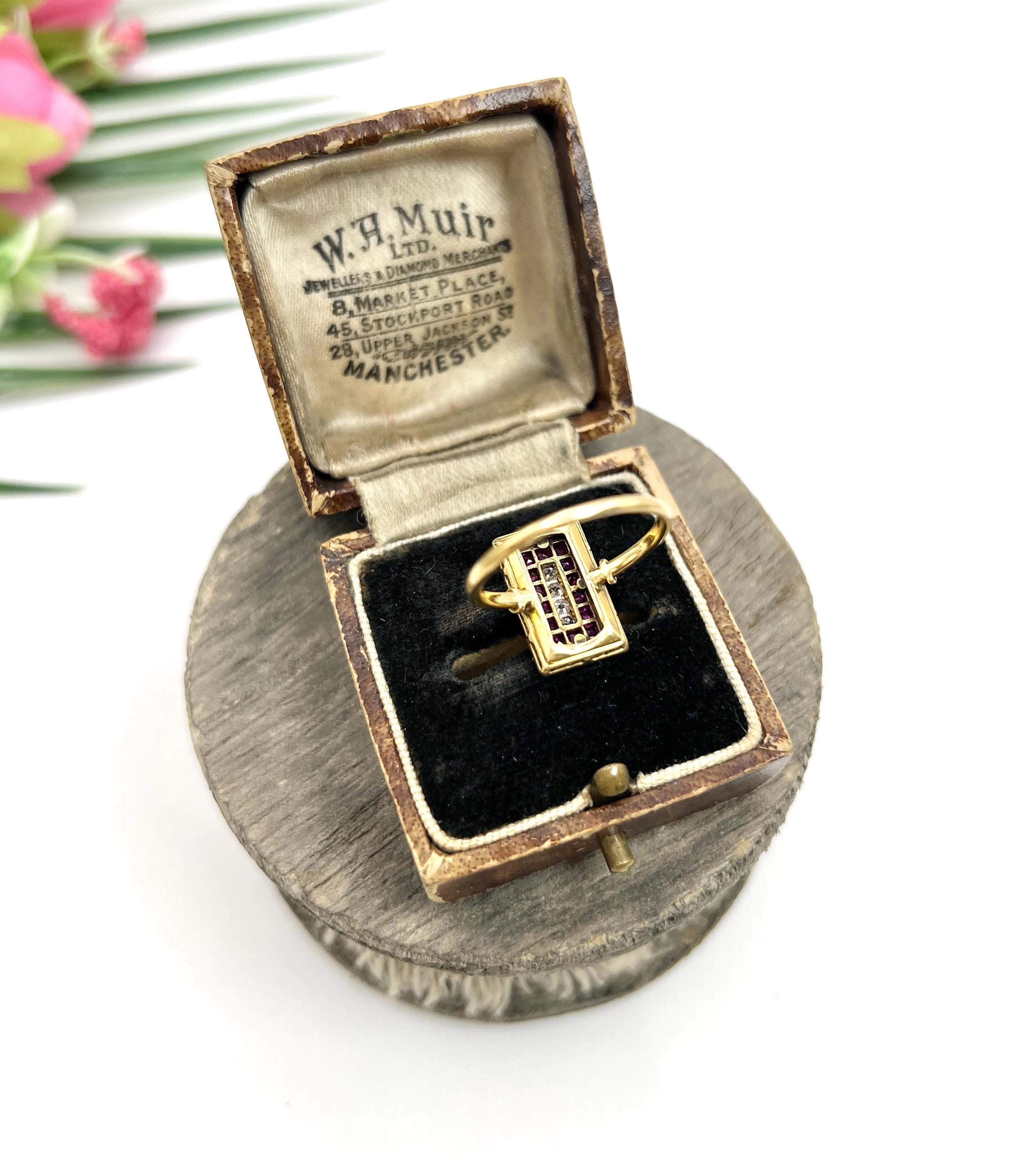 Antiker 18-karätiger Gold- und Platinring aus den 1920er Jahren, Original Art Deco Rubin- und Diamantring im Zustand „Gut“ im Angebot in Brighton, GB