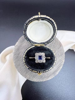 Antique 18ct Gold & Platinum, 1920s Sapphire and Diamond Square Ring