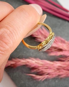 Antique 18ct Gold & Platinum 5 Stone Illusion Diamond Ring