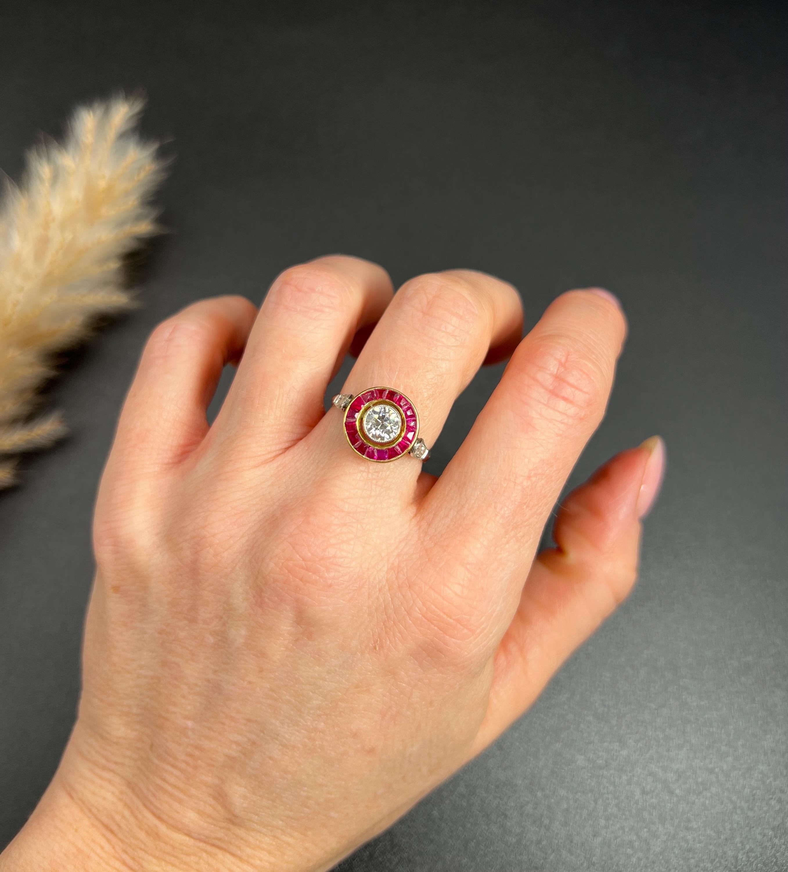 Antique 18ct Gold & Platinum, Art Deco Calibrated Ruby and Diamond Target Ring For Sale 3