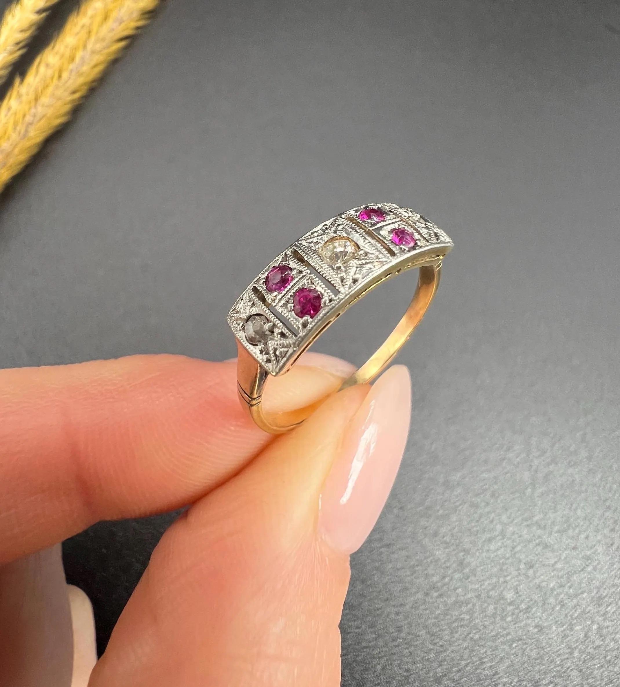 Antique 18ct Gold & Platinum, Art Deco Ruby and Diamond Plaque Ring For Sale 2