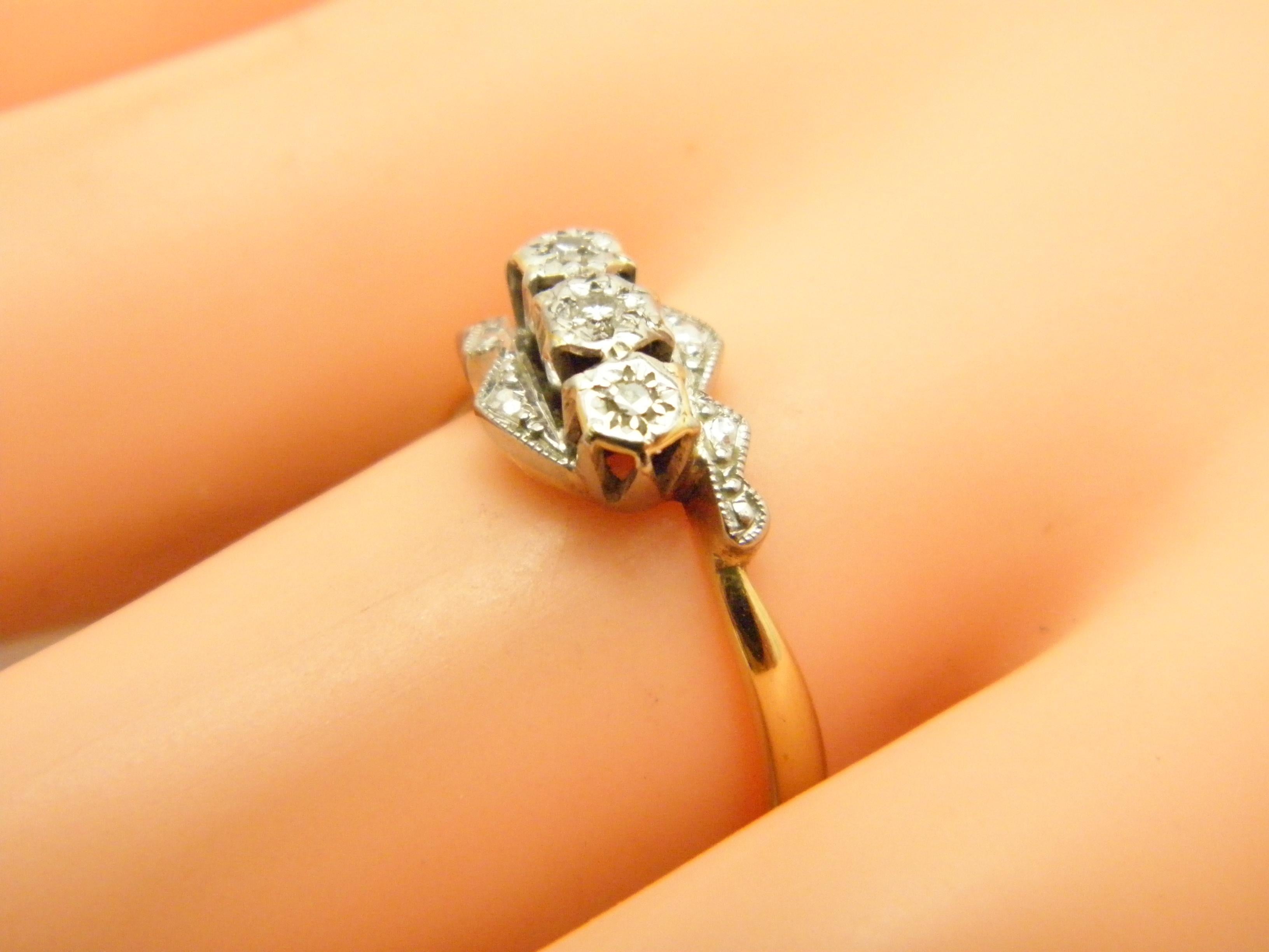 Antique 18ct Gold Platinum Diamond Trilogy Bypass Engagement Ring For Sale 5