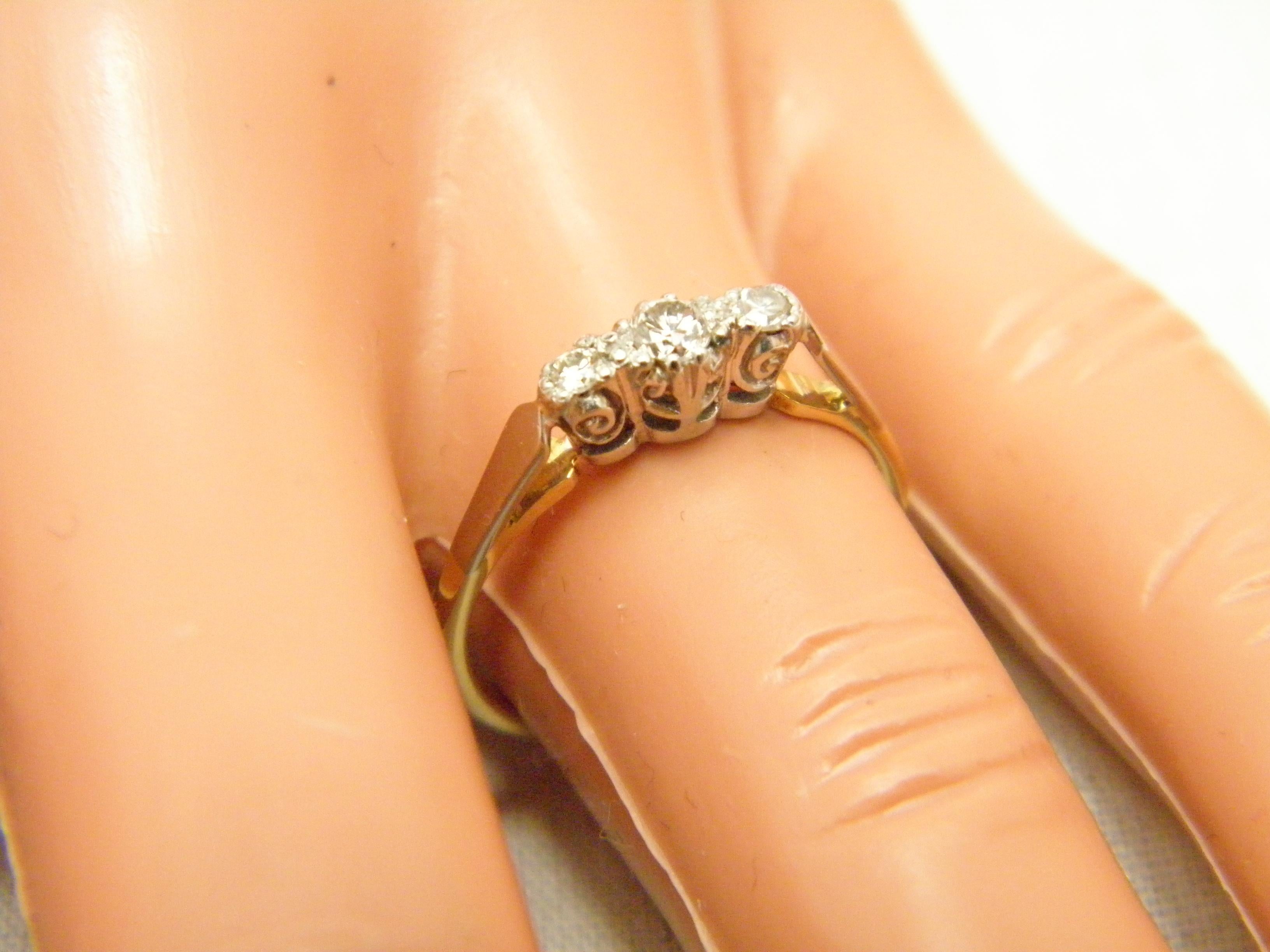 Antique 18ct Gold Platinum Diamond Trilogy Engagement Ring Size L 6 750 950 For Sale 2