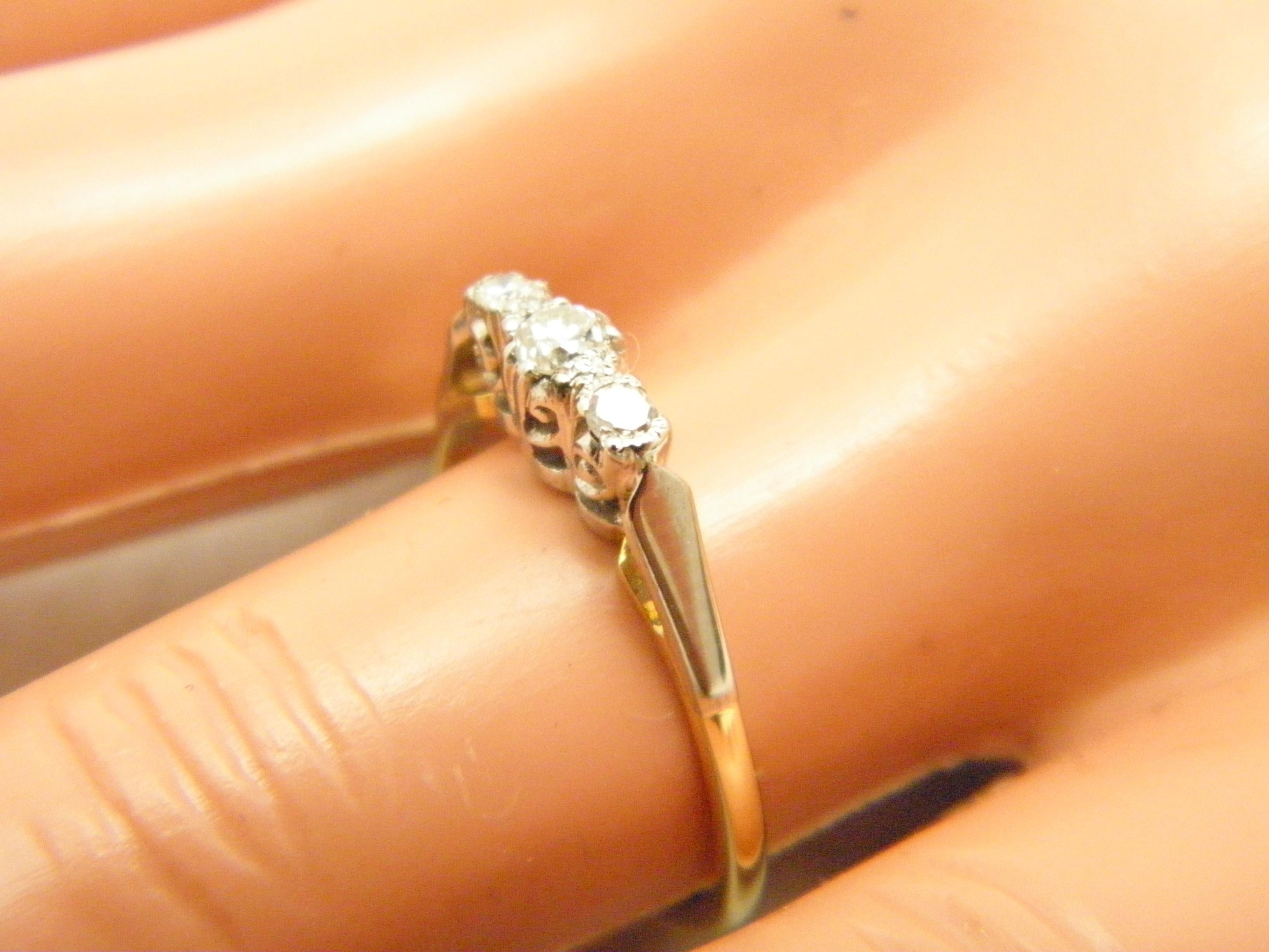 Antique 18ct Gold Platinum Diamond Trilogy Engagement Ring Size L 6 750 950 For Sale 3