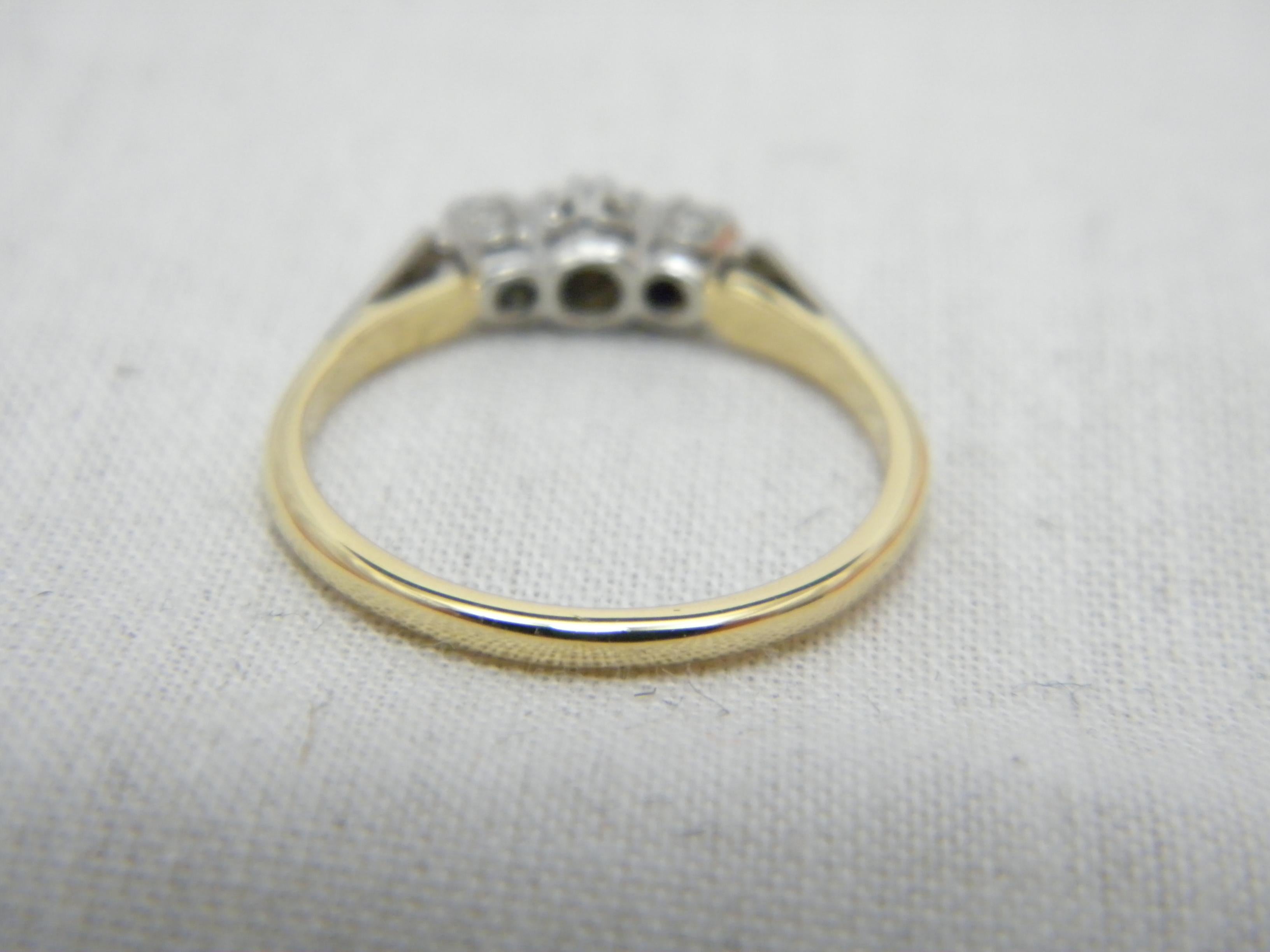 Antique 18ct Gold Platinum Diamond Trilogy Engagement Ring Size L 6 750 950 In Good Condition For Sale In Camelford, GB