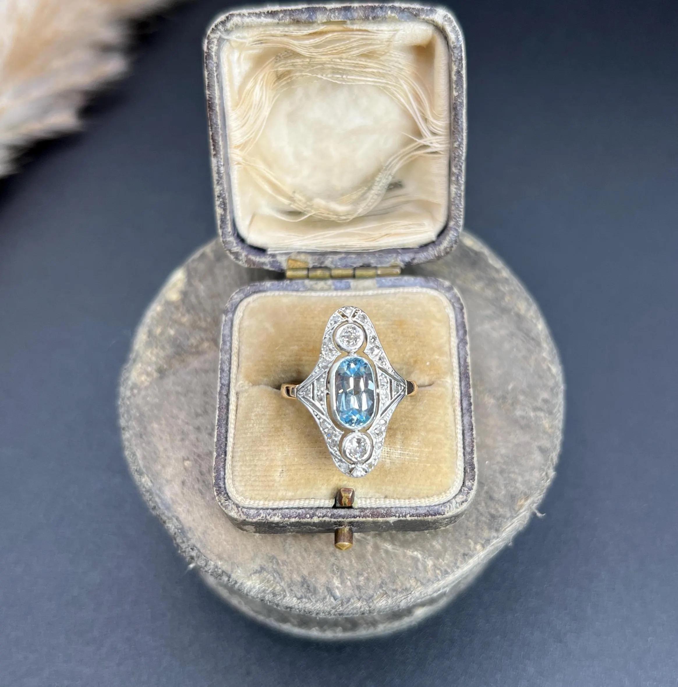 Antique 18ct Gold & Platinum, Edwardian Aquamarine and Diamond Three Stone Ring For Sale 5