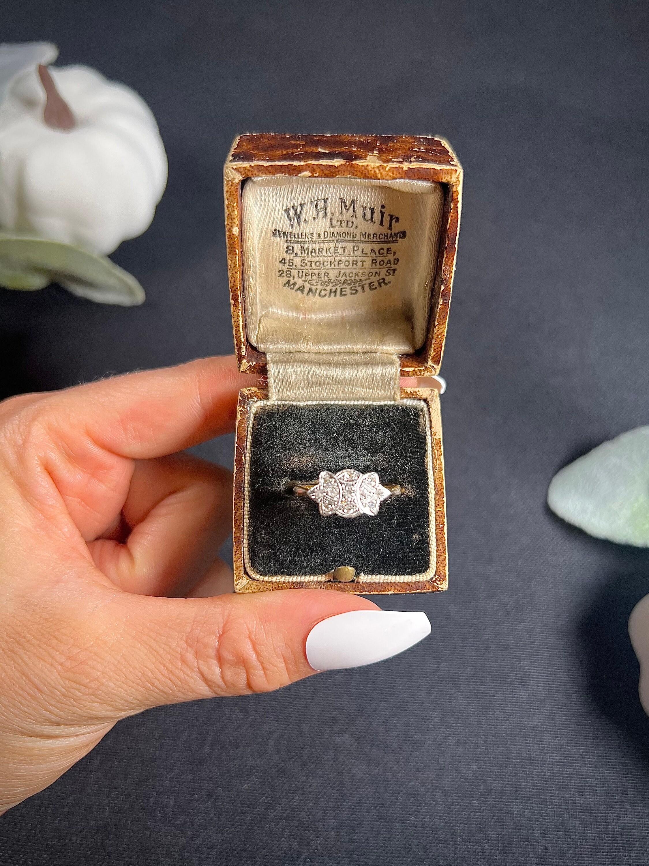 Antique 18ct Gold & Platinum Edwardian Diamond Bow Shaped Illusion Ring 3