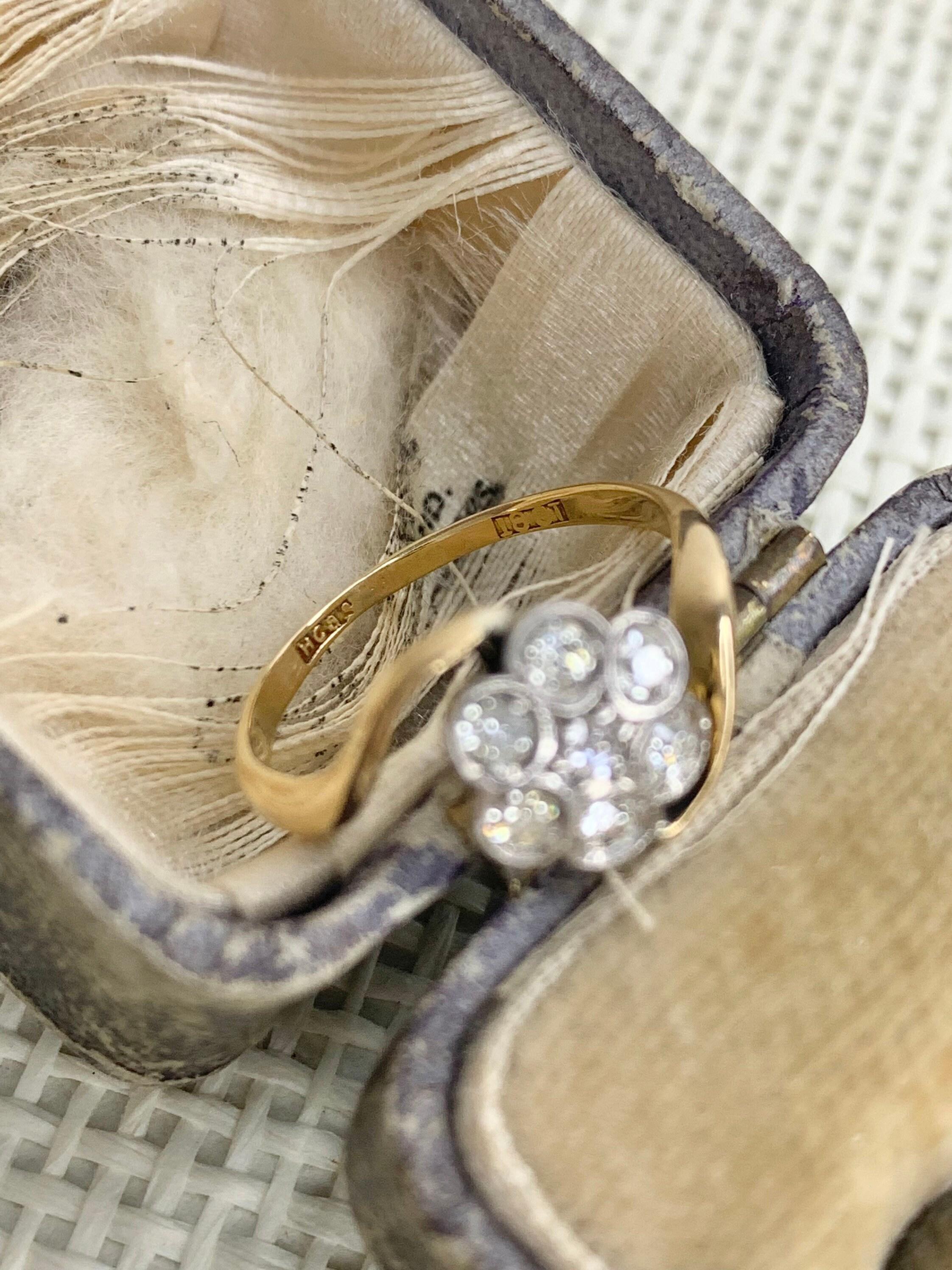 Round Cut Antique 18ct Gold & Platinum Edwardian Diamond Daisy Ring
