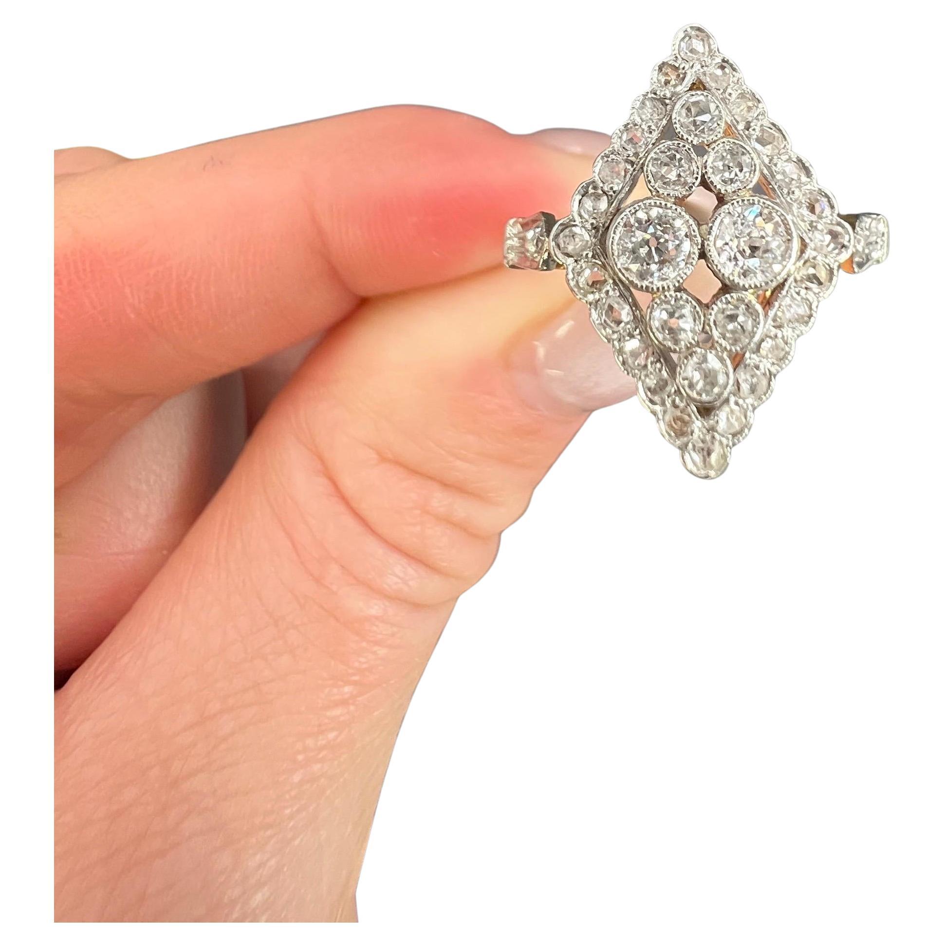 Bague ancienne en or 18 carats et platine, diamant édouardien en forme de marquise/navette