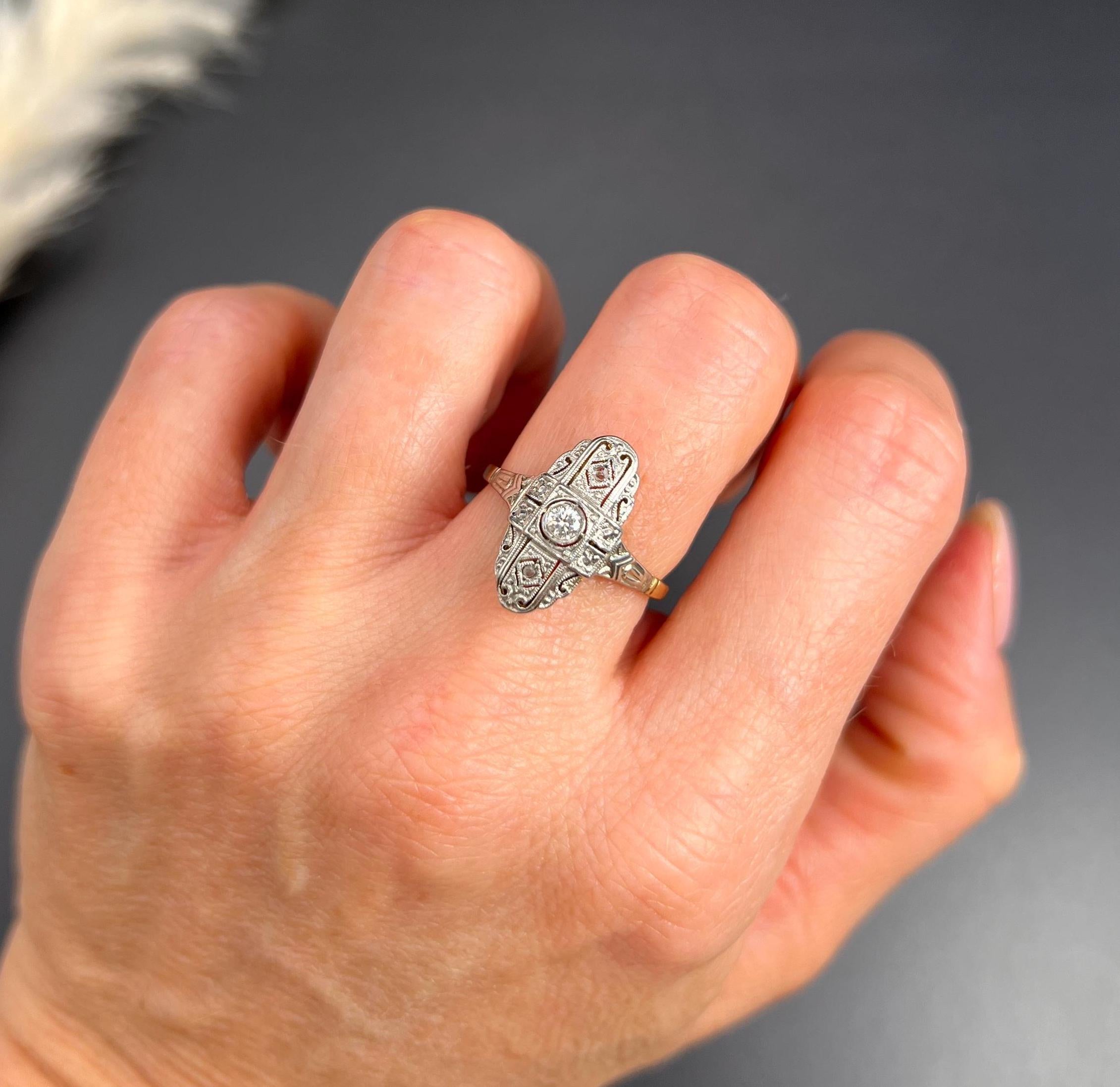 Women's or Men's Antique 18ct Gold & Platinum, Edwardian Diamond Upfinger Oval Shaped Ring For Sale