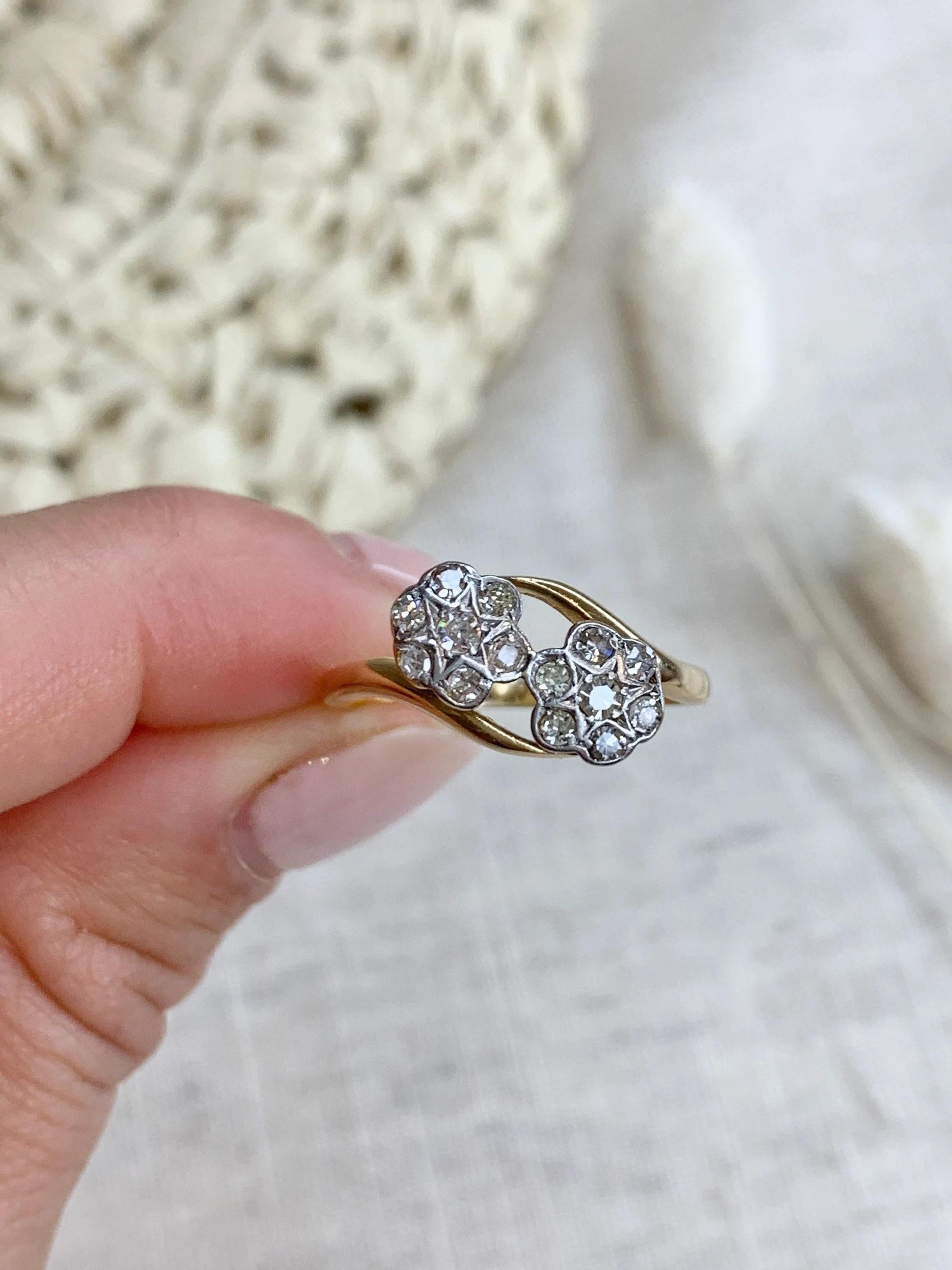 Round Cut Antique 18ct Gold & Platinum Edwardian Double Diamond Daisy Ring For Sale