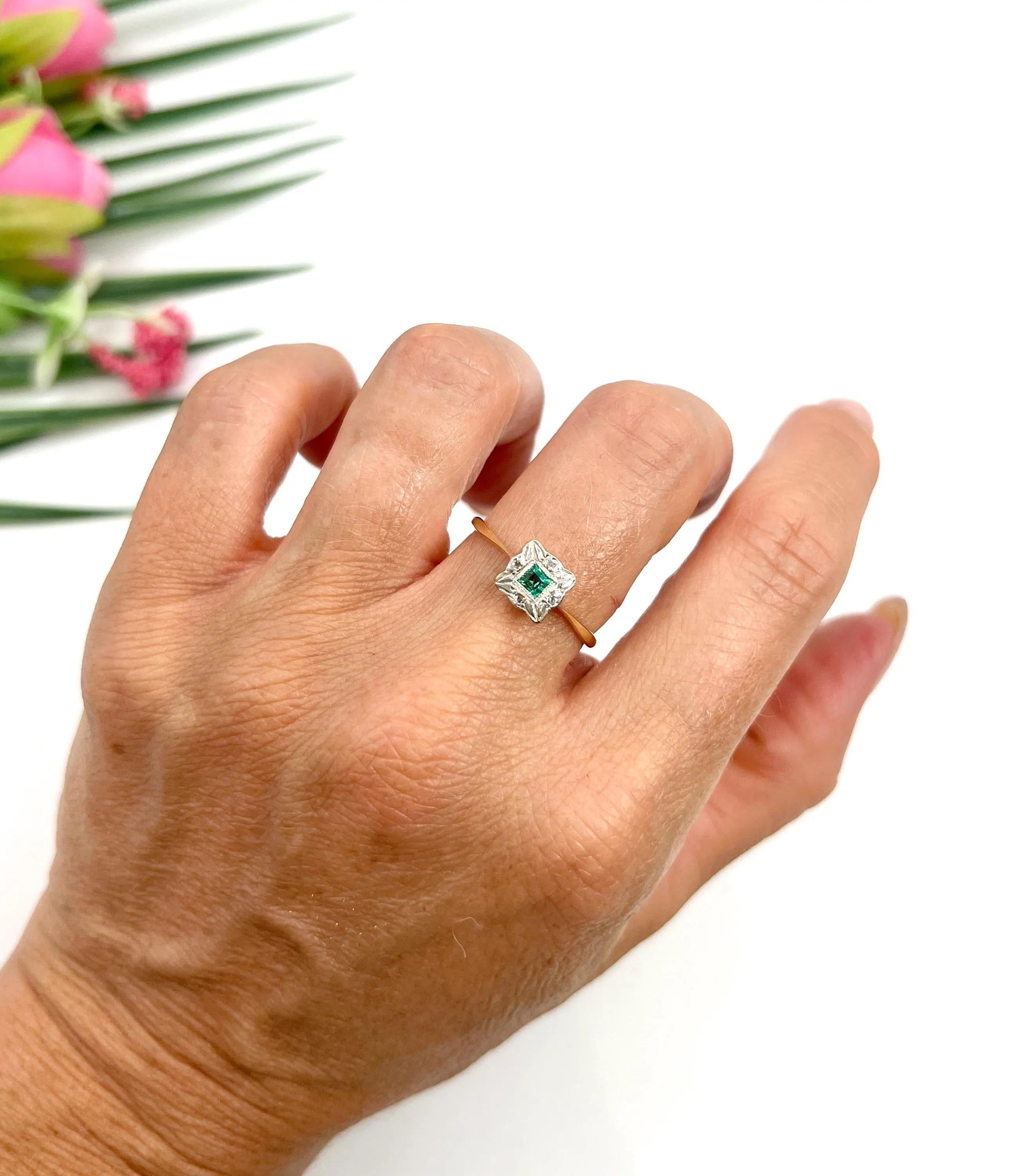 Antiker 18ct Gold & Platin, Edwardianischer Smaragd und Diamant Ring im Zustand „Gut“ im Angebot in Brighton, GB