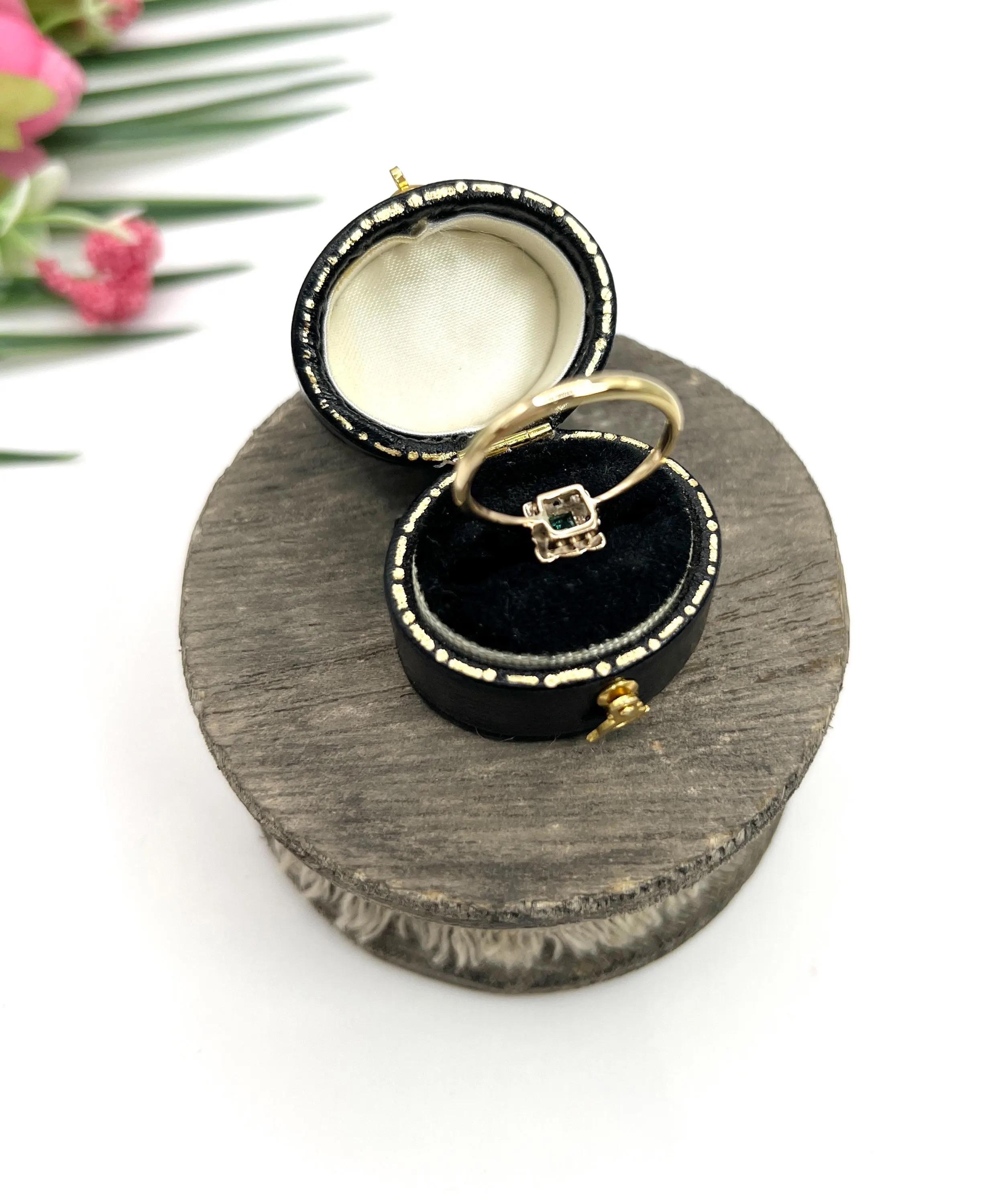 Antiker 18ct Gold & Platin, Edwardianischer Smaragd und Diamant Ring für Damen oder Herren im Angebot
