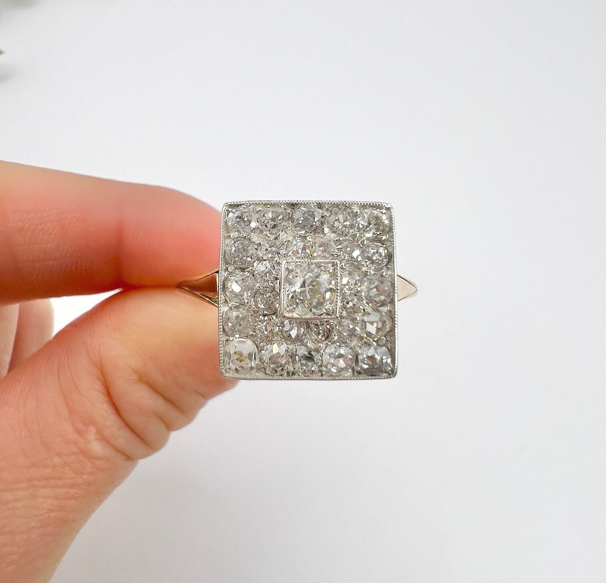 Antique 18ct Gold & Platinum, Edwardian era Square Shaped Diamond Ring For Sale 6