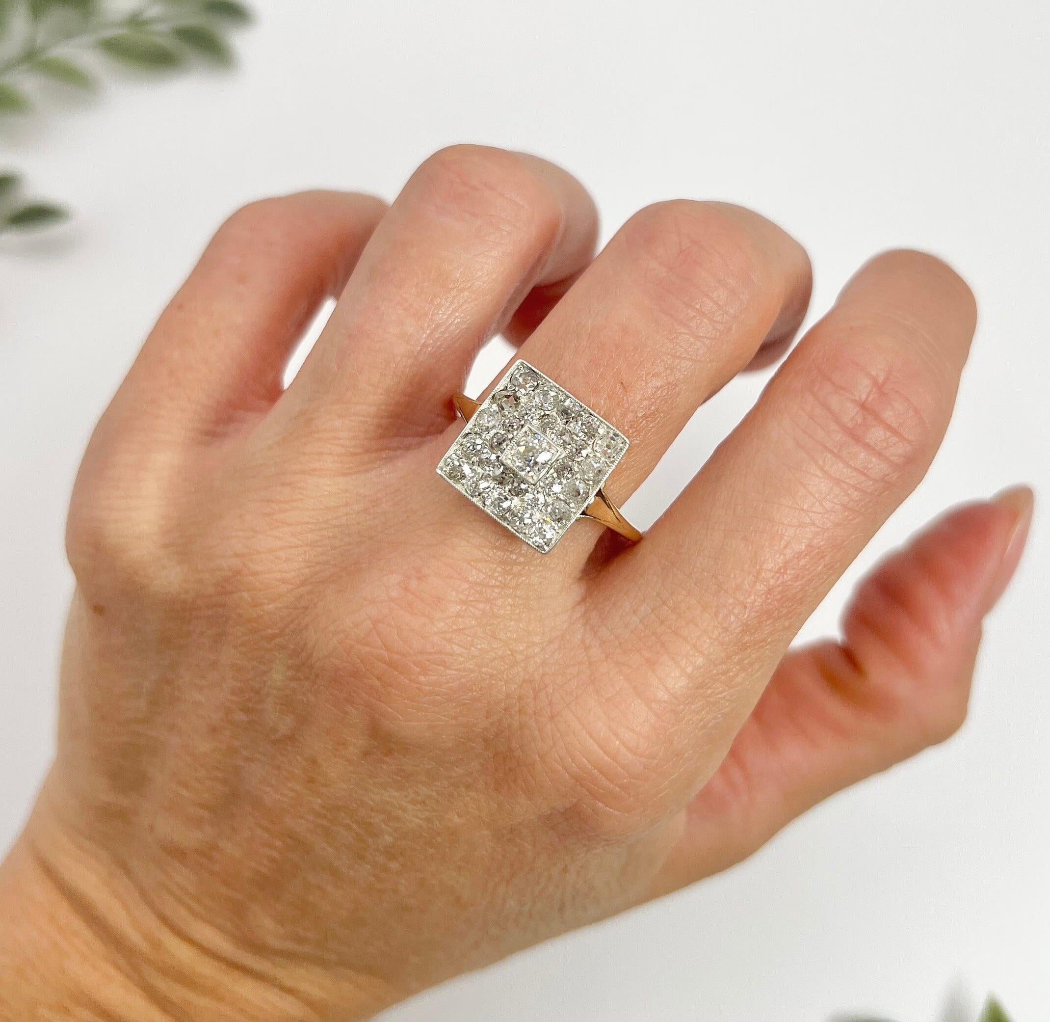 Antique 18ct Gold & Platinum, Edwardian era Square Shaped Diamond Ring For Sale 2