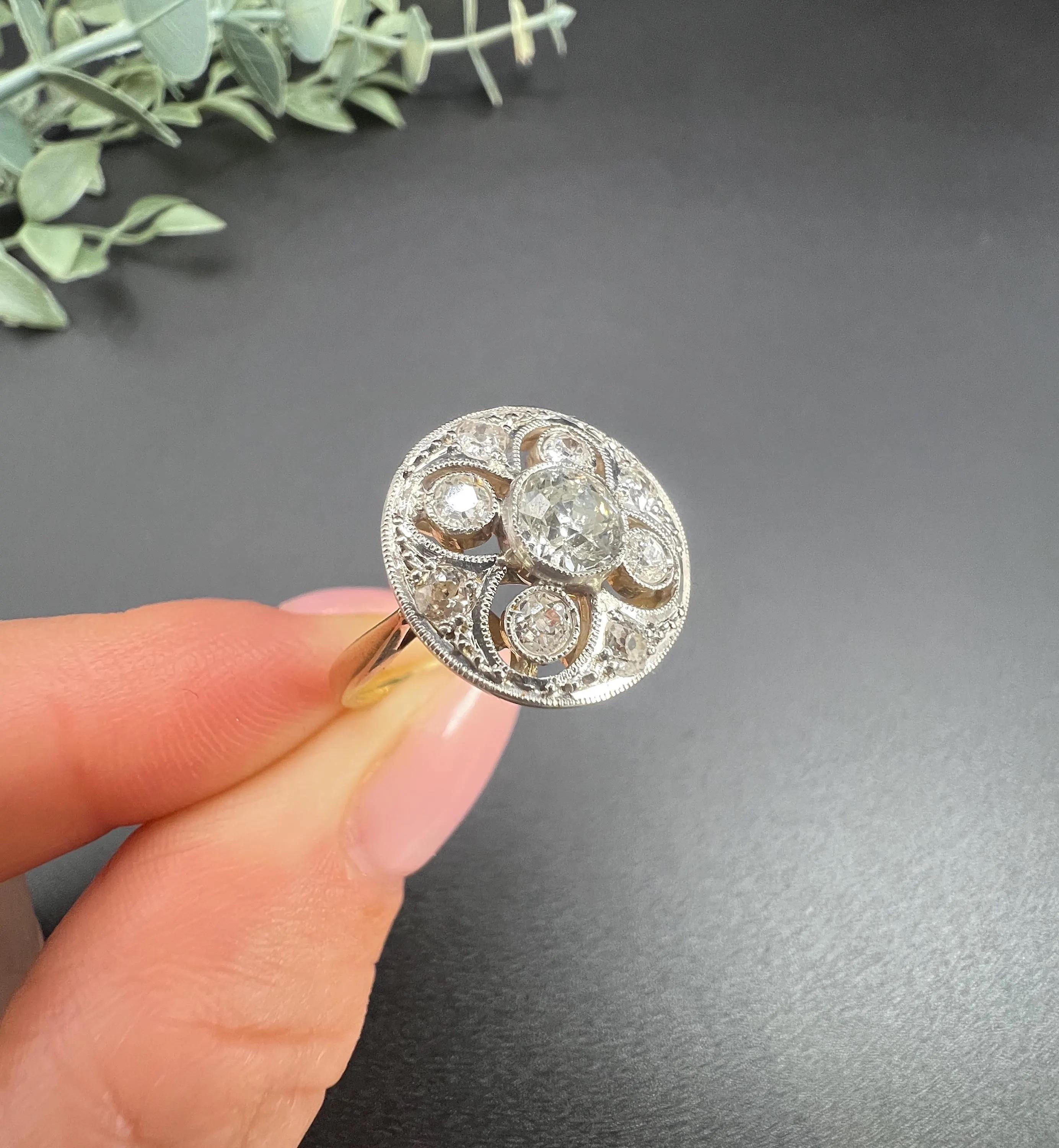 Taille brillant Bague ancienne en or 18ct et platine, bague édouardienne à grappes de diamants ronds en vente