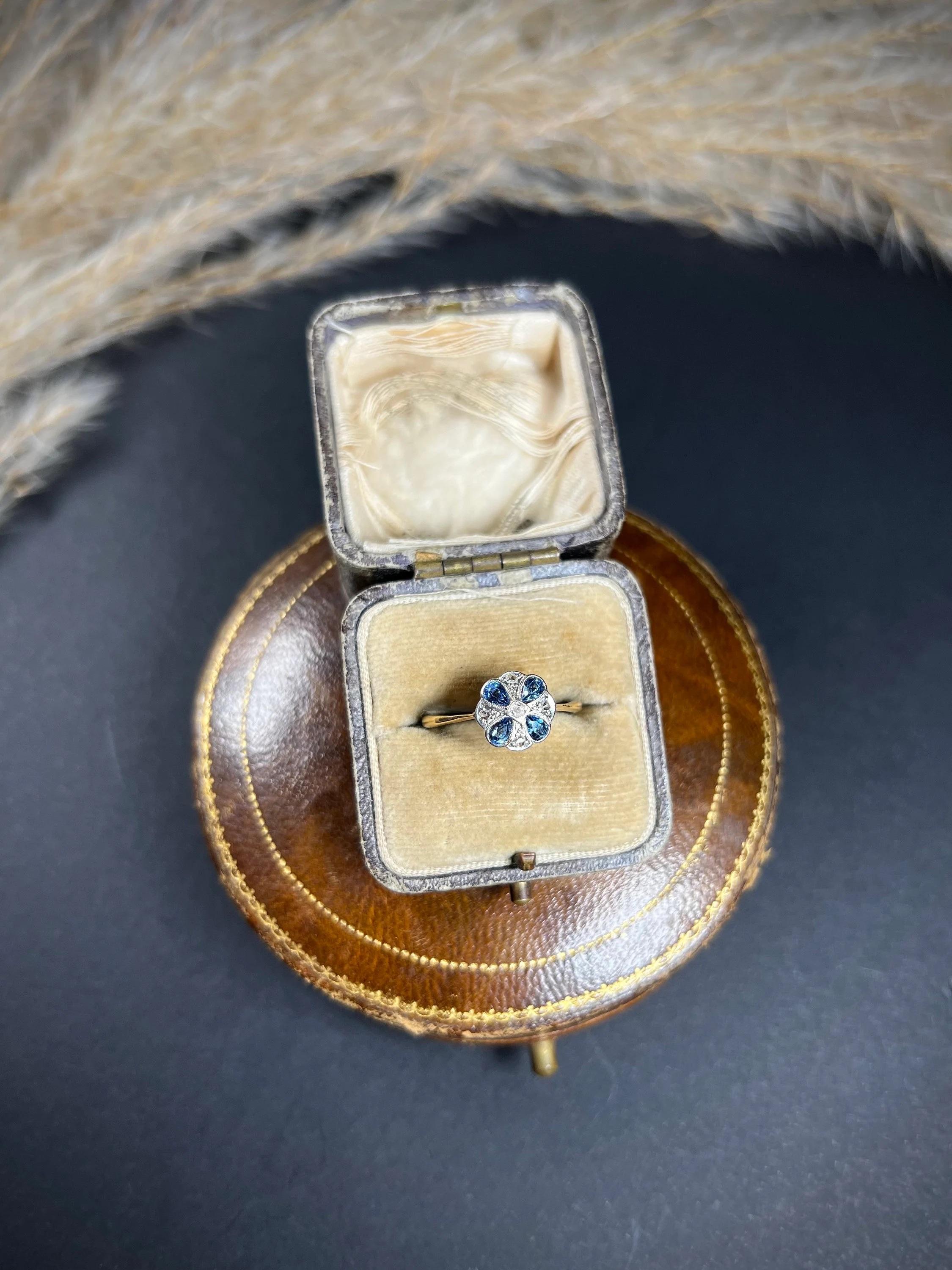 Antique 18ct Gold & Platinum Original Art Deco Sapphire Diamond Ring For Sale 6