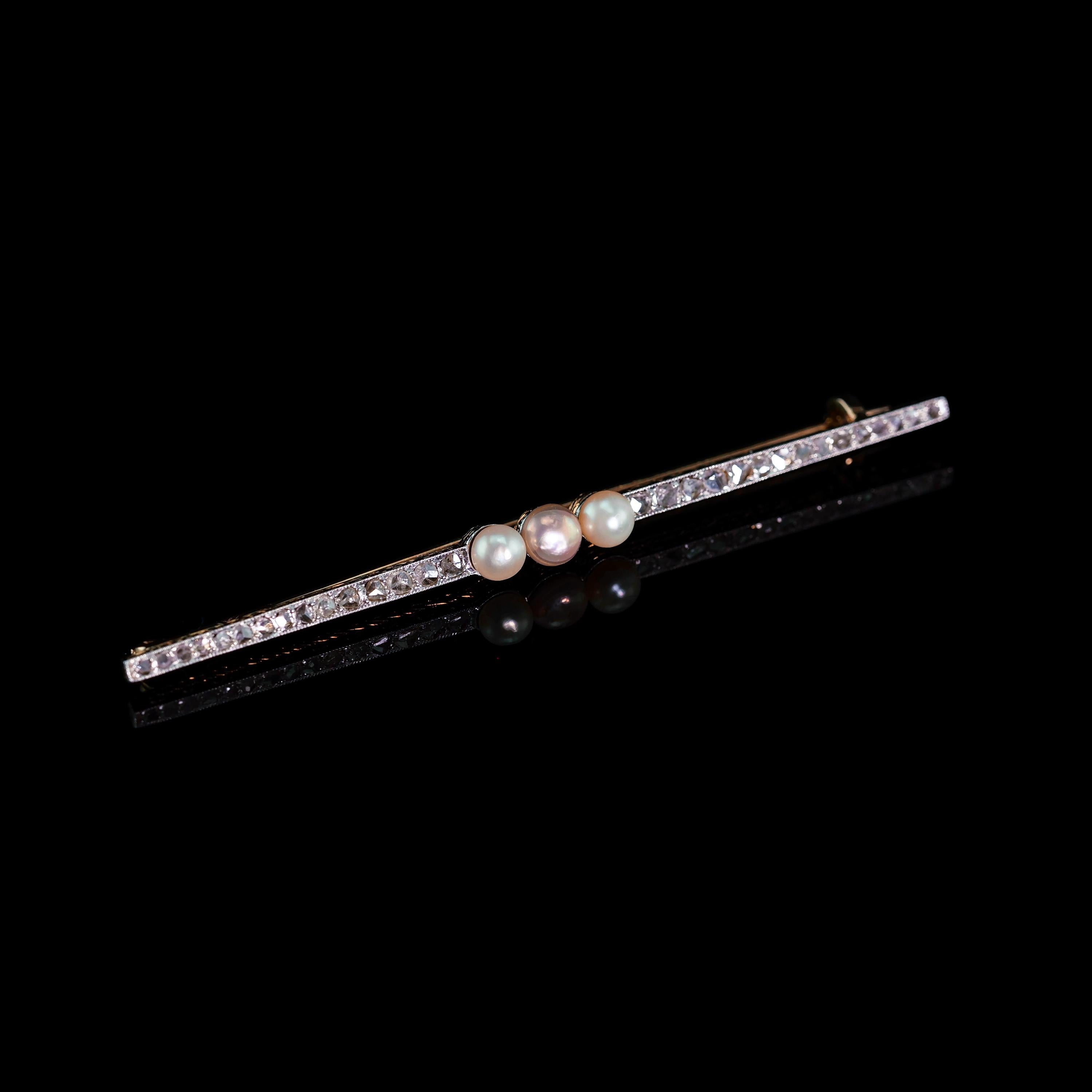 Women's or Men's Antique 18ct Gold & Platinum Pink Pearl & Diamond Brooch - c.1920 For Sale