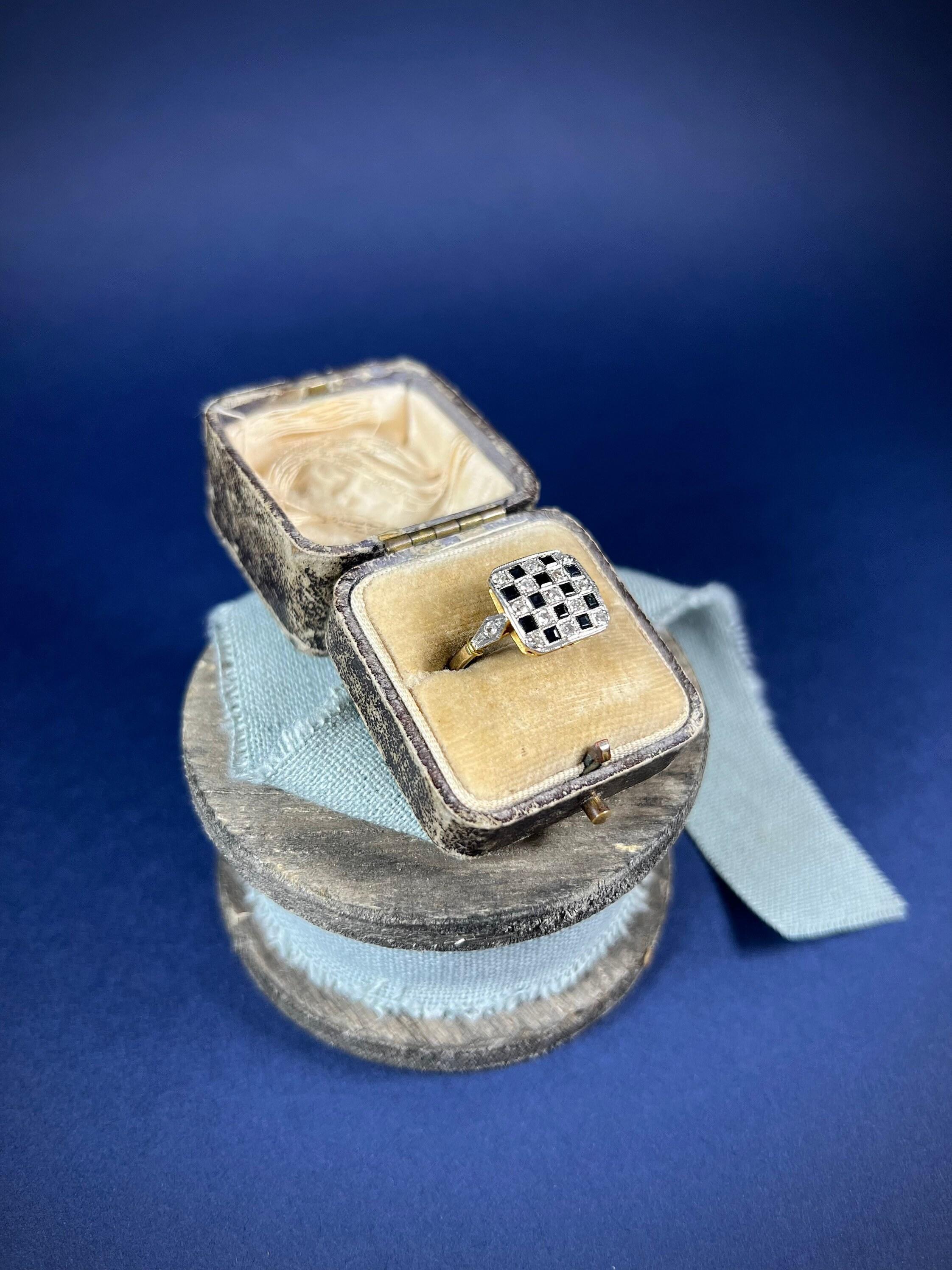Antiker Chequerboard-Ring aus 18 Karat Gold & Platin mit Saphir und Diamant 6