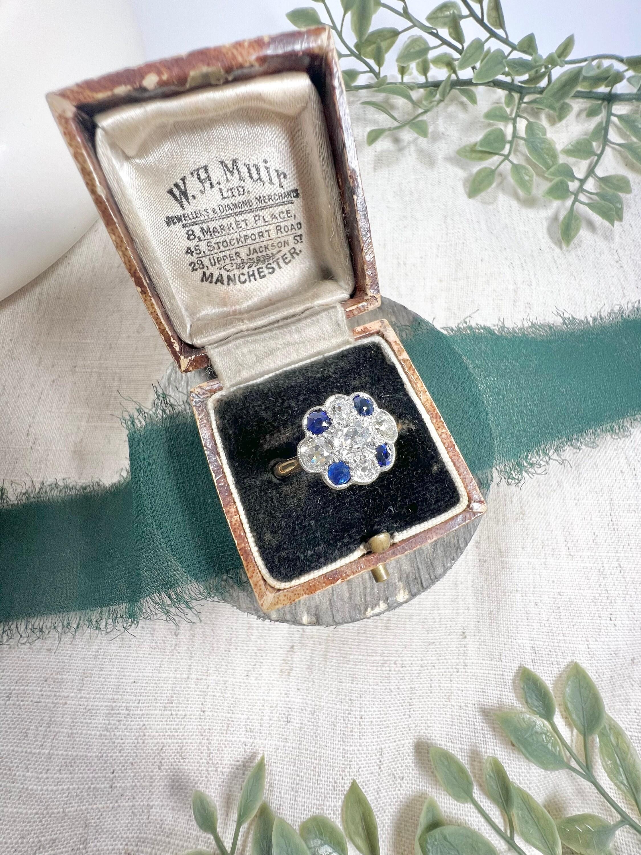 Antique 18ct Gold & Platinum Sapphire Diamond Daisy Cluster Ring For Sale 4