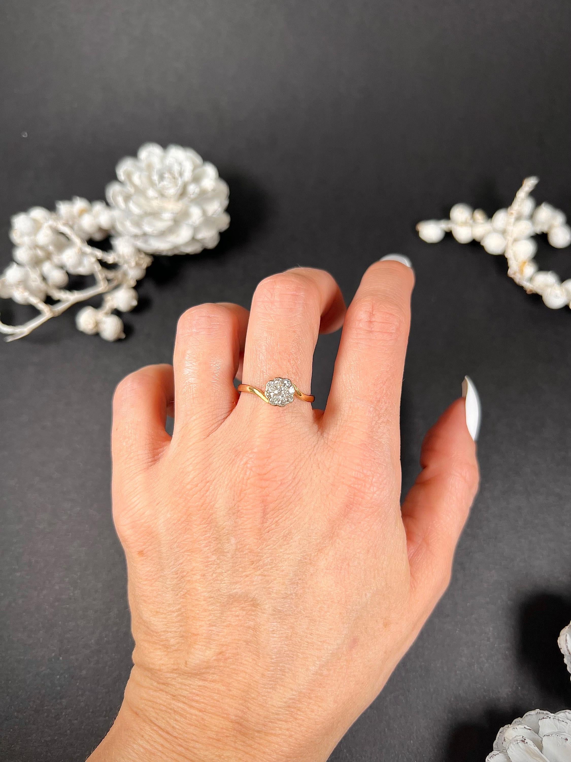 Old European Cut Antique 18ct Gold & Platinum Stamped, Edwardian Diamond Daisy Ring For Sale