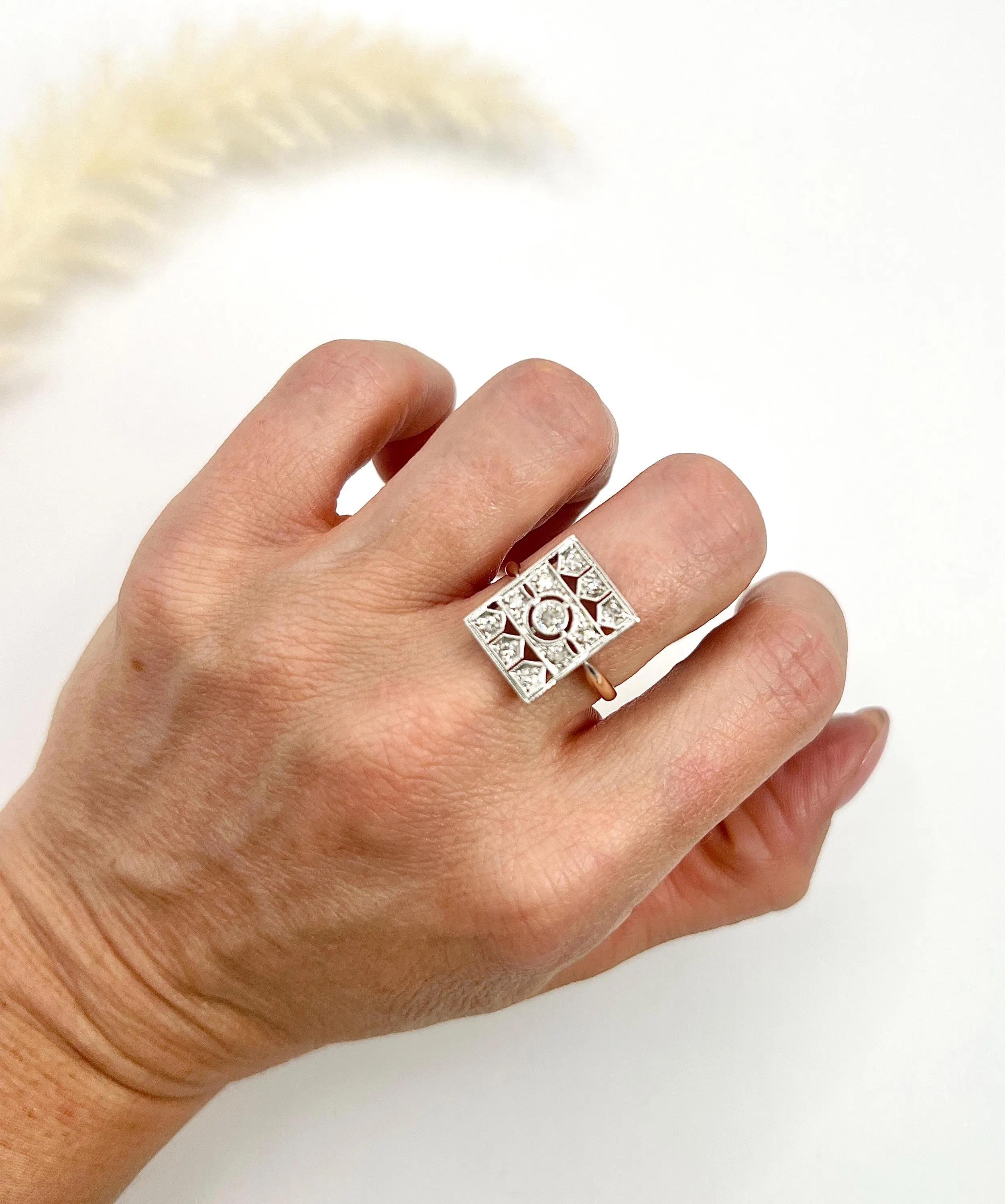 Bague ancienne en or 18ct et platine estampillé, bague de table à diamant de l'époque édouardienne en vente 1