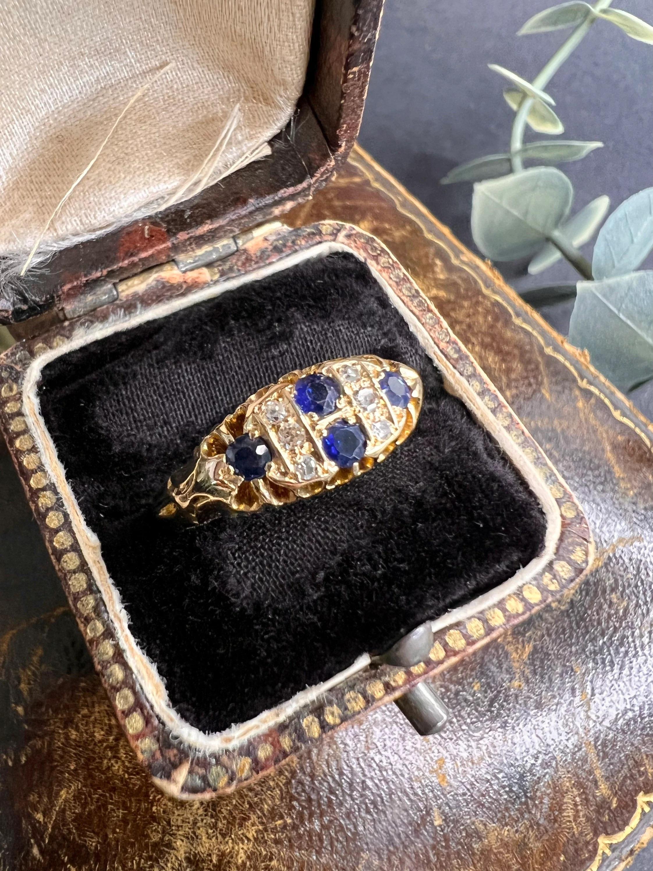 Antique 18ct Gold Sapphire & Diamond Chequerboard Ring For Sale 4