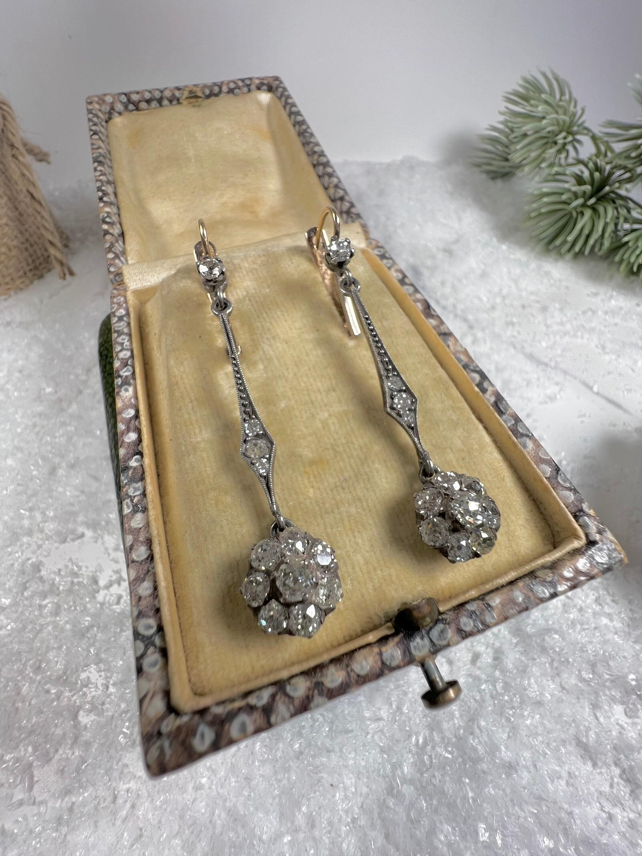 Women's or Men's Antique 18ct Gold & Silver Victorian Diamond Daisy Drop Earrings For Sale