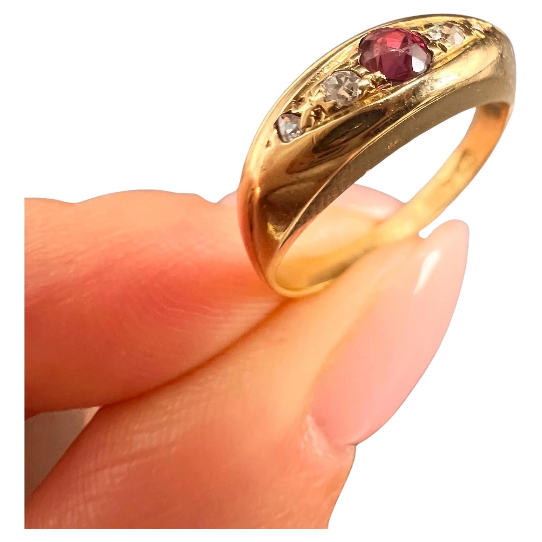 Antique 18ct Gold Stamped, Edwardian Ruby & Diamond Five Stone Boat Shaped Ring