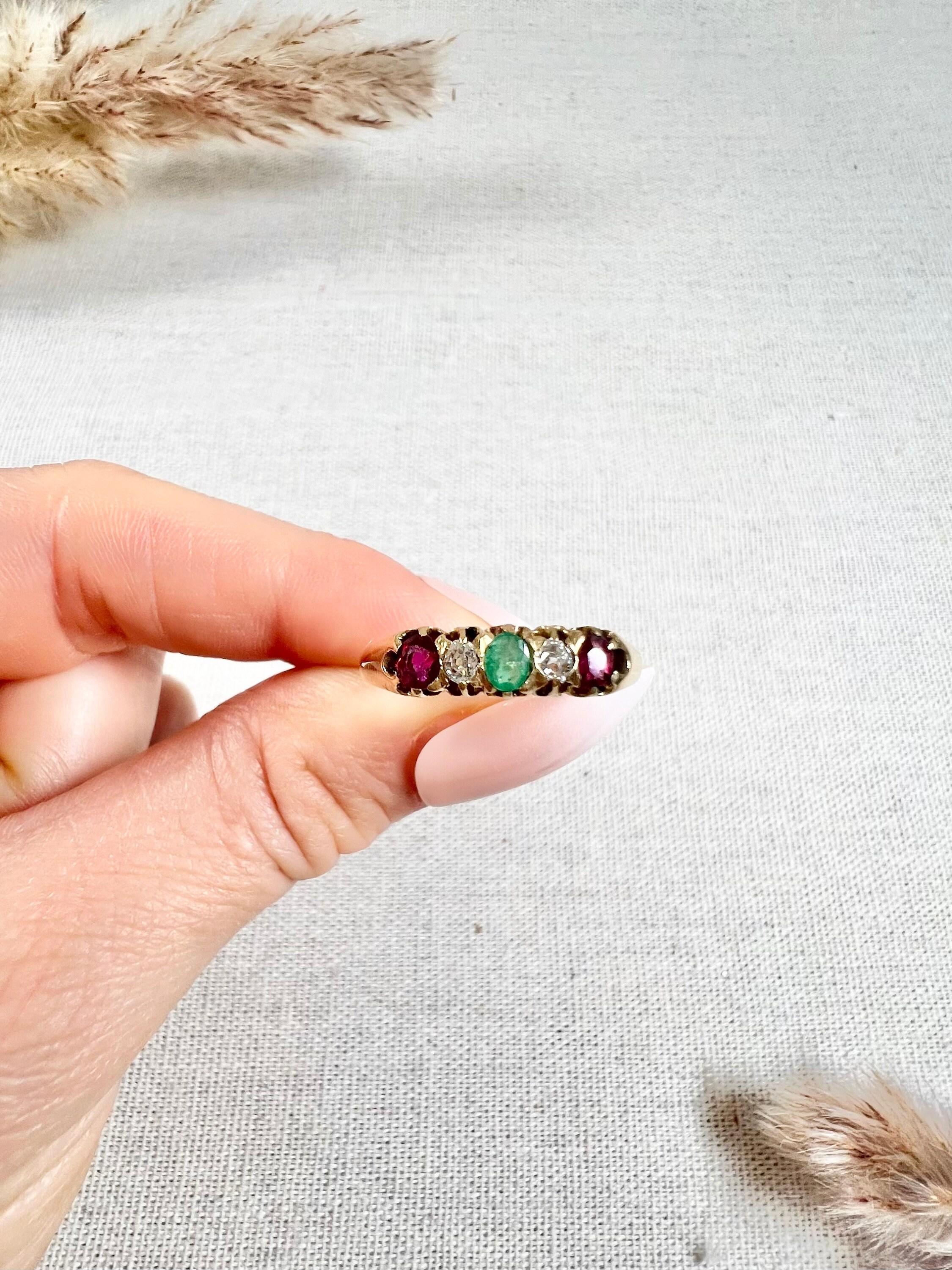 Women's or Men's Antique 18ct Gold, Victorian 5 Stone Emerald, Ruby & Diamond Ring