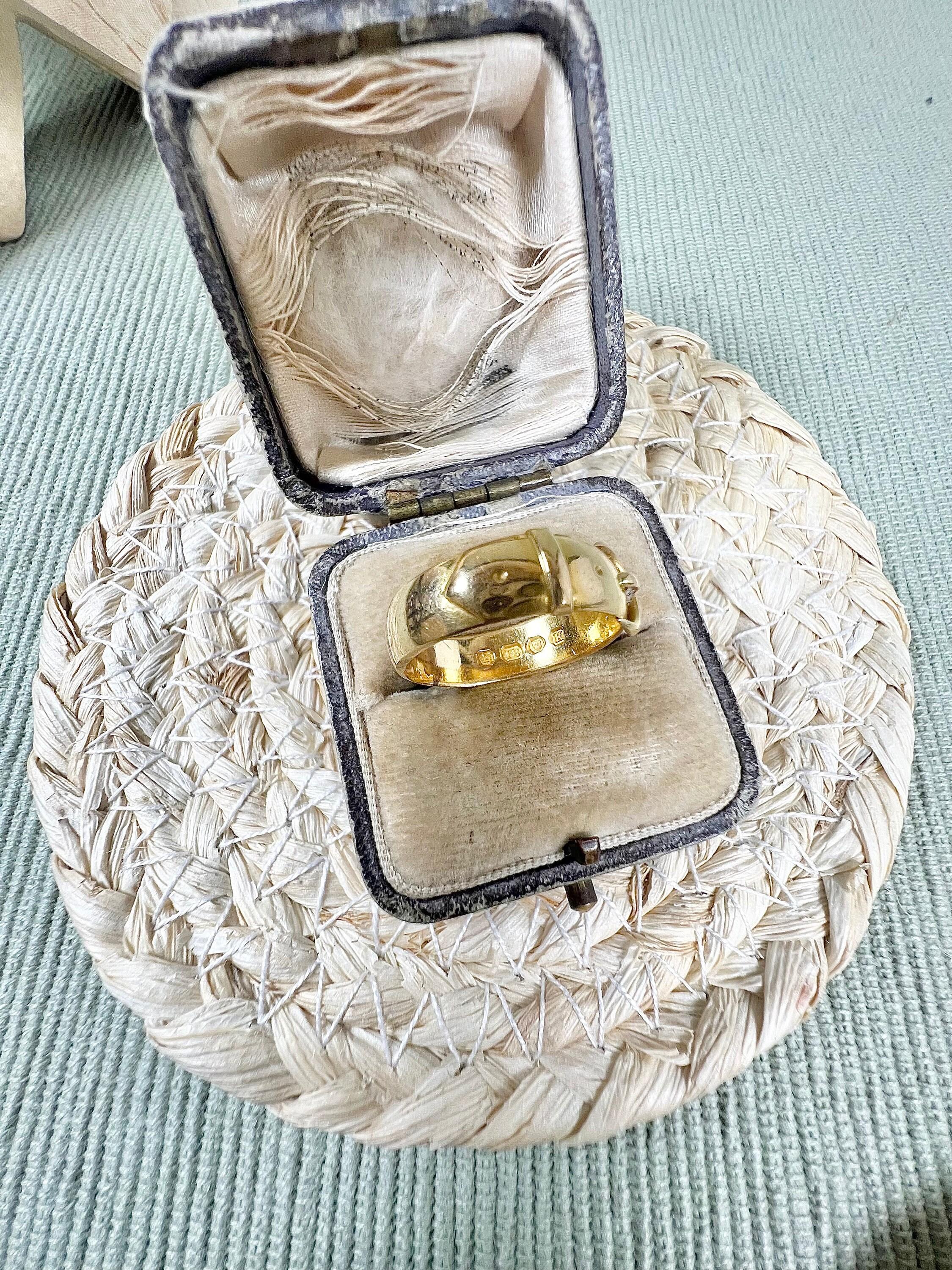 Victorien Bague de ceinture victorienne ancienne en or 18ct avec boucle en vente