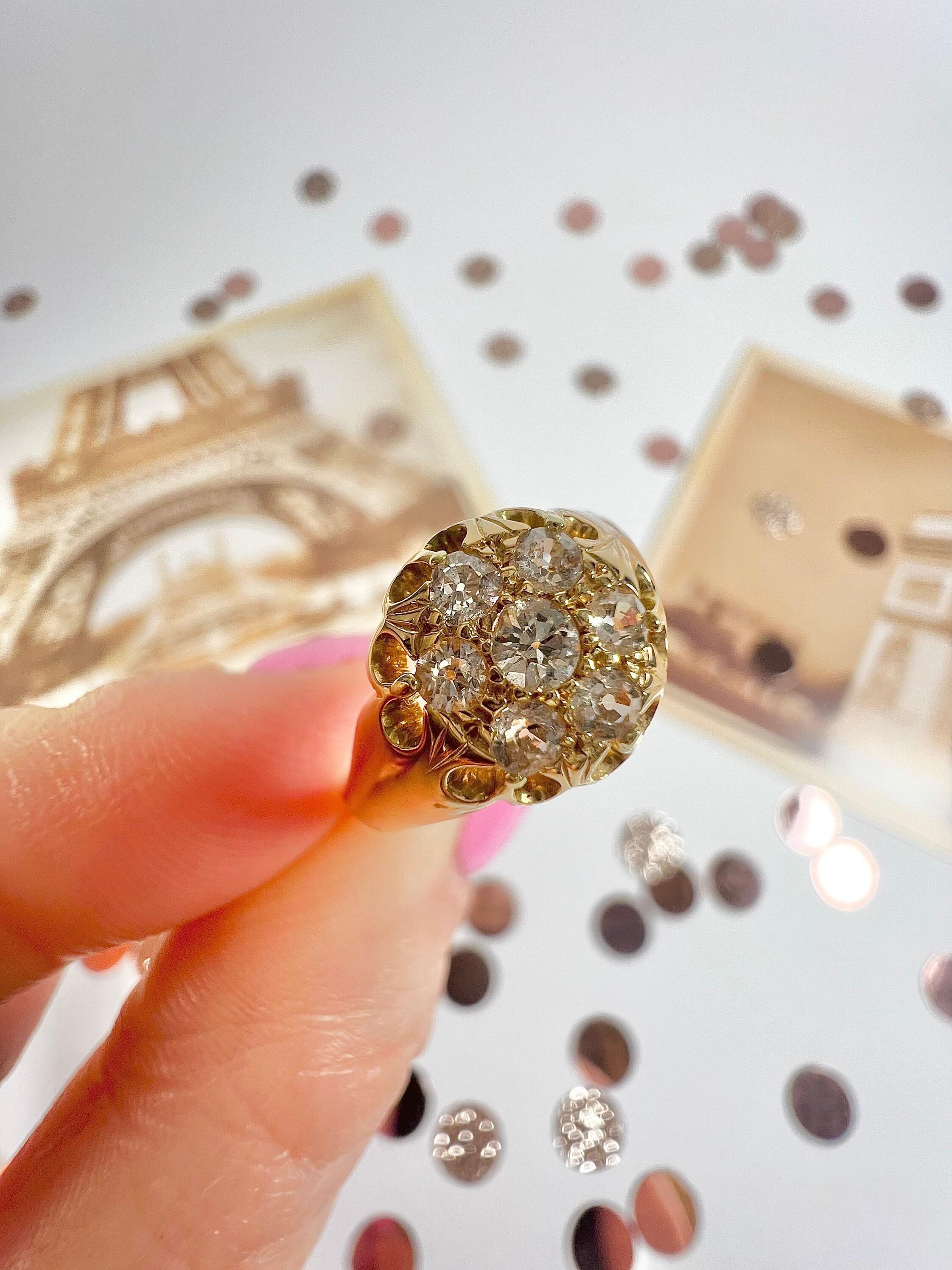 Bague victorienne ancienne en or 18 carats avec grappe de diamants en vente 5