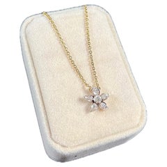 Collier pendentif fleur victorien ancien en or 18 carats et diamants
